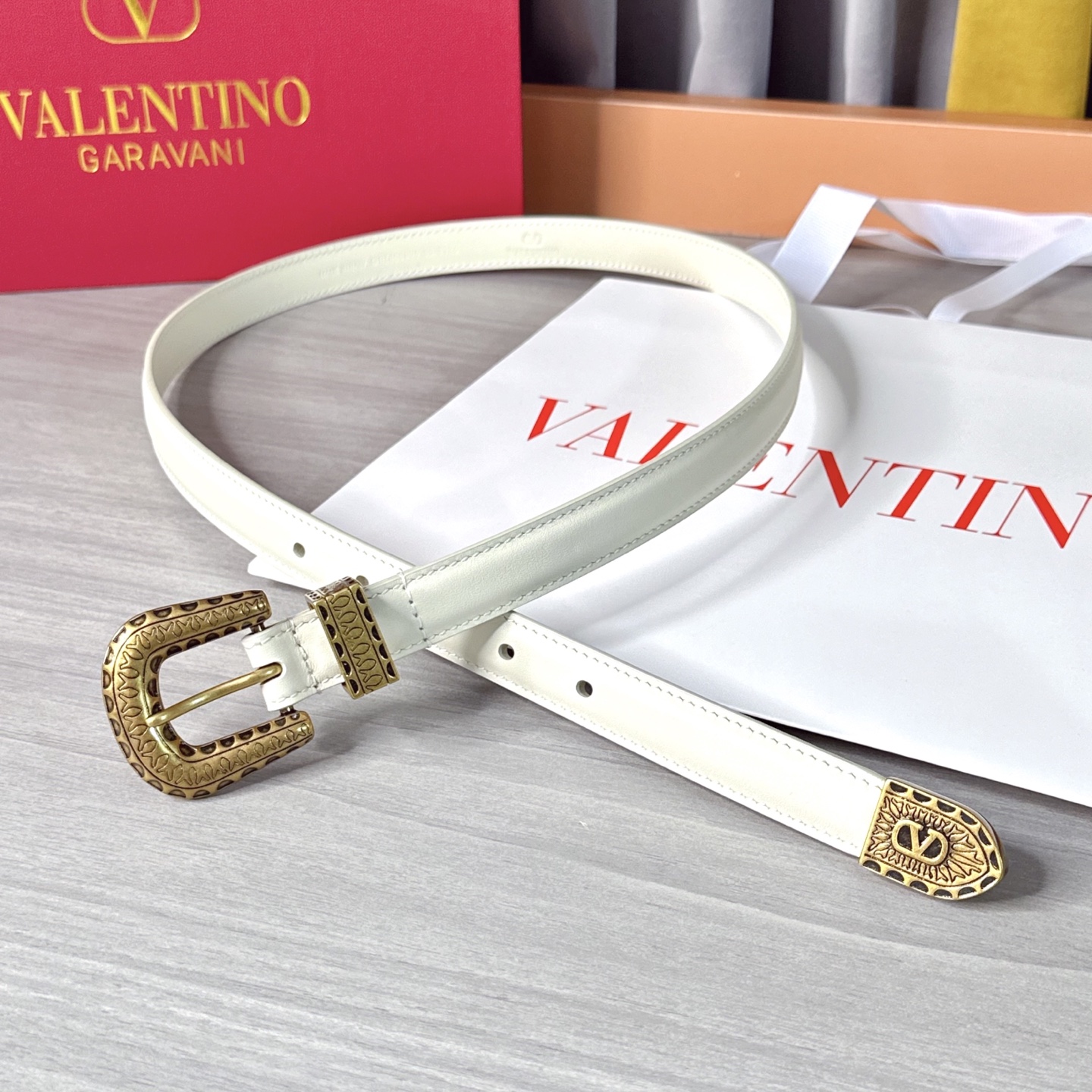 💥💥💥2.0cm 华伦天奴 腰带，双面头层牛皮，长度：75.80.85.90.95.100.105欧，铜