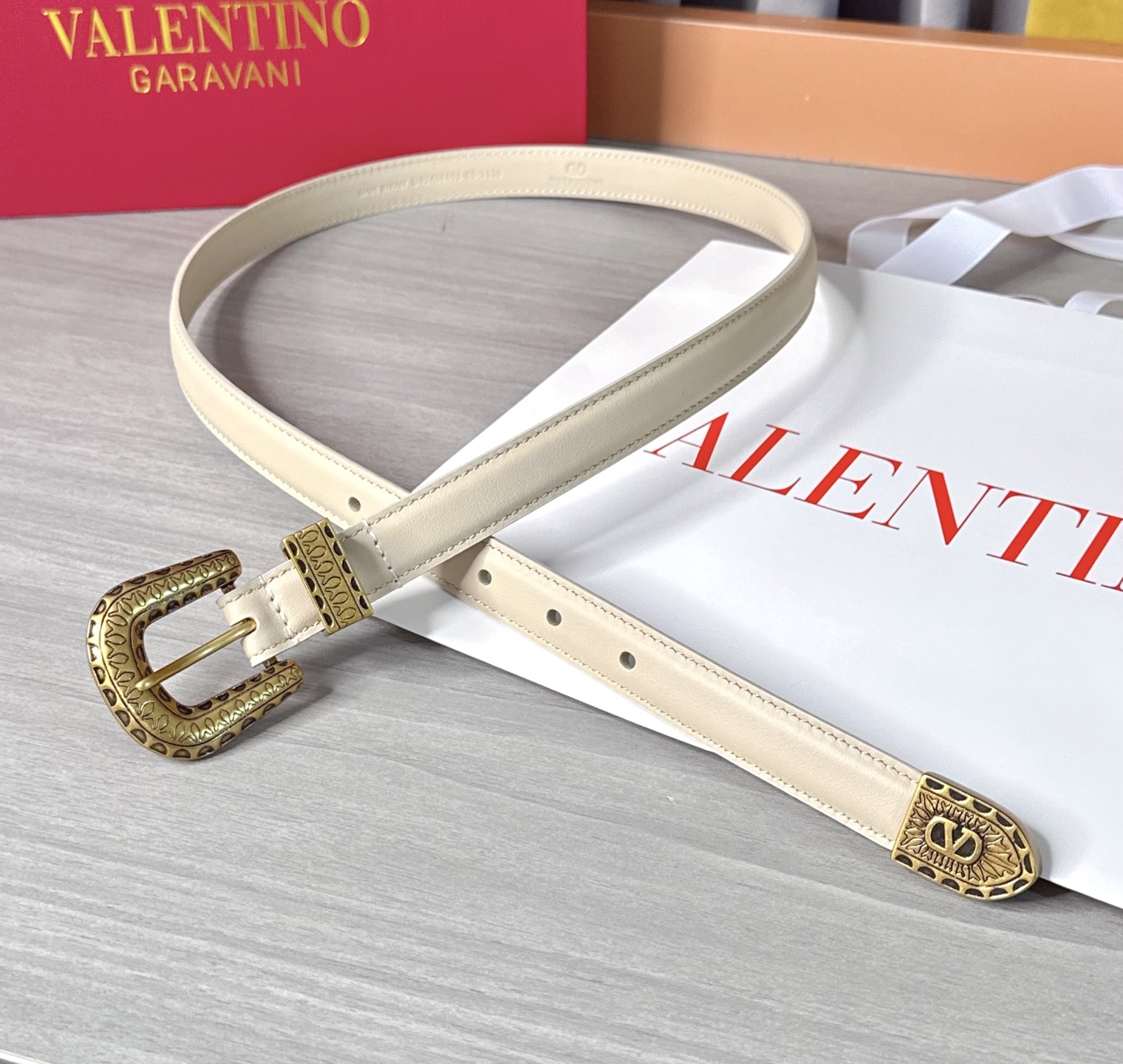 💥💥💥2.0cm 华伦天奴 腰带，双面头层牛皮，长度：75.80.85.90.95.100.105欧，铜