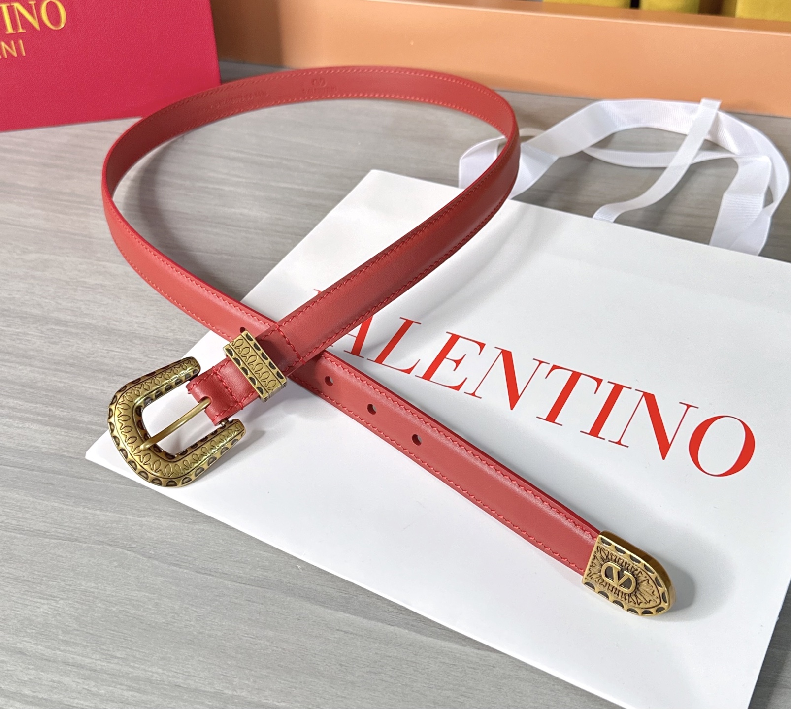 💥💥💥2.0cm 华伦天奴 腰带，双面头层牛皮，长度：75.80.85.90.95.100.105欧，铜