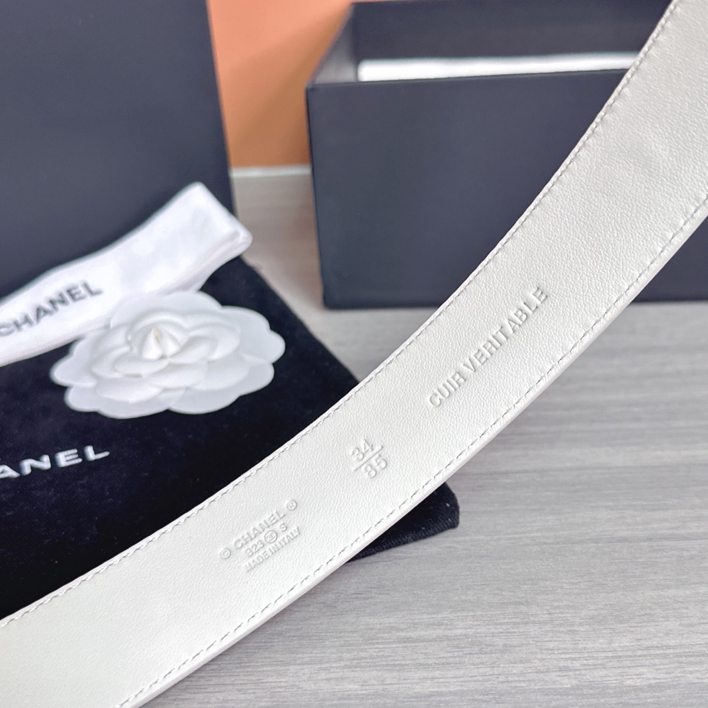 💥💥💥3.0cm香奈儿腰带，头层进口牛皮，长度：75.80.85.90.95.100.105欧，浅金铜五