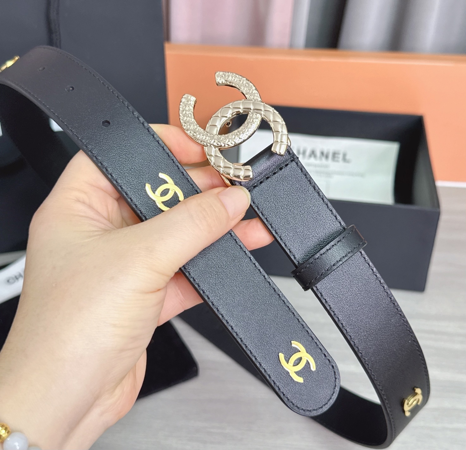 💥💥💥3.0cm香奈儿腰带，头层进口牛皮，长度：75.80.85.90.95.100.105欧，浅金铜五