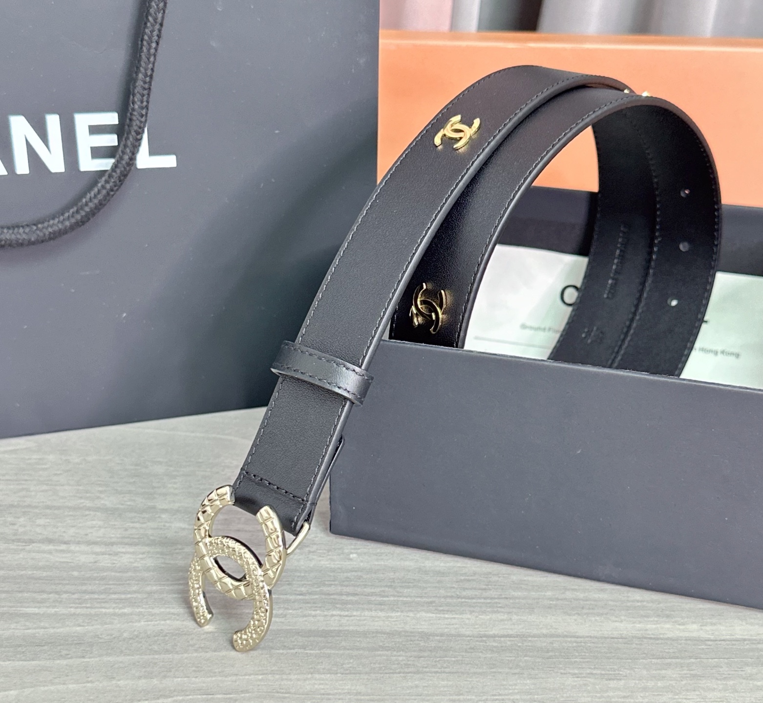 💥💥💥3.0cm香奈儿腰带，头层进口牛皮，长度：75.80.85.90.95.100.105欧，浅金铜五