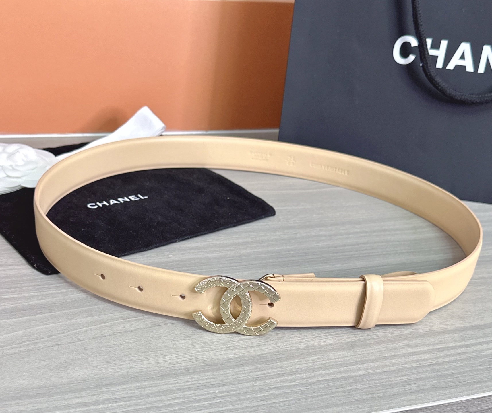 💥💥💥3.0cm香奈儿腰带，头层进口牛皮，长度：75.80.85.90.95.100.105欧，浅金铜五