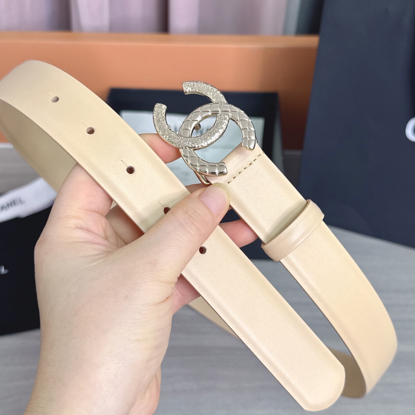 💥💥💥3.0cm香奈儿腰带，头层进口牛皮，长度：75.80.85.90.95.100.105欧，浅金铜五