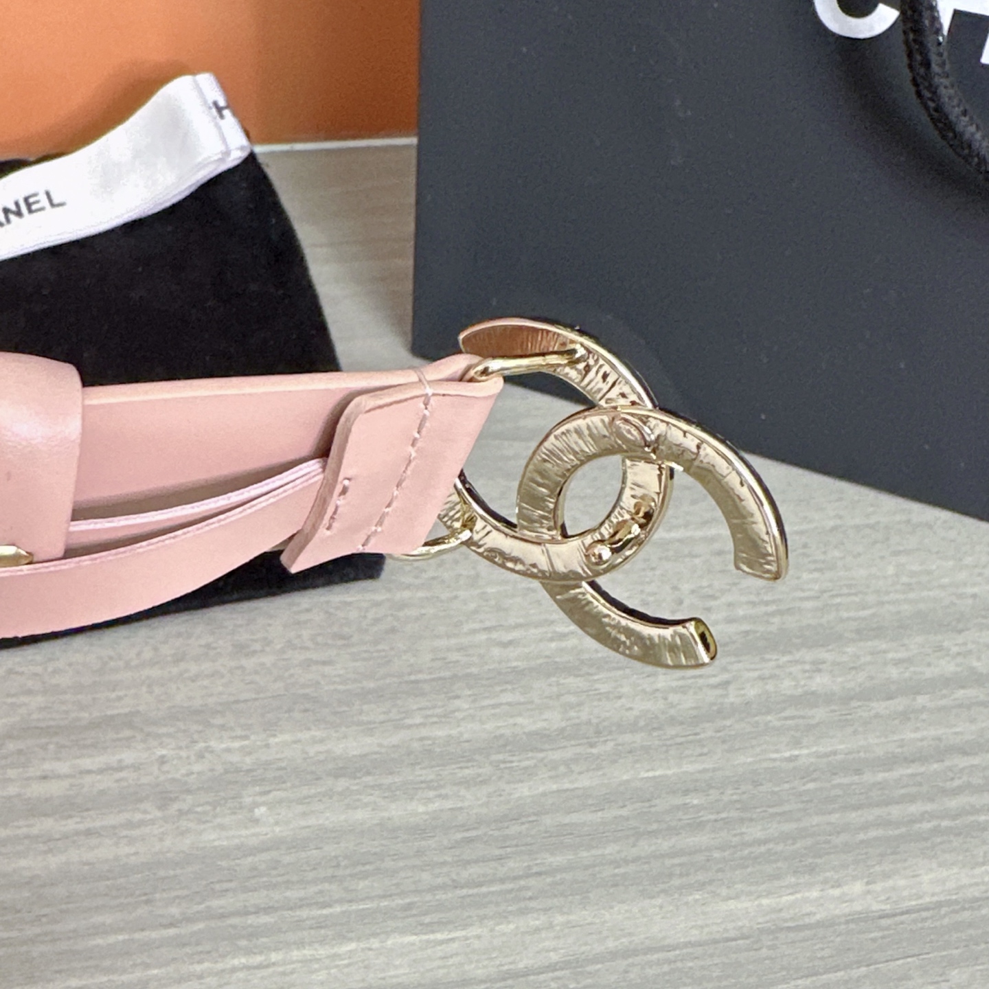 💥💥💥3.0cm香奈儿腰带，头层进口牛皮，长度：75.80.85.90.95.100.105欧，浅金铜五