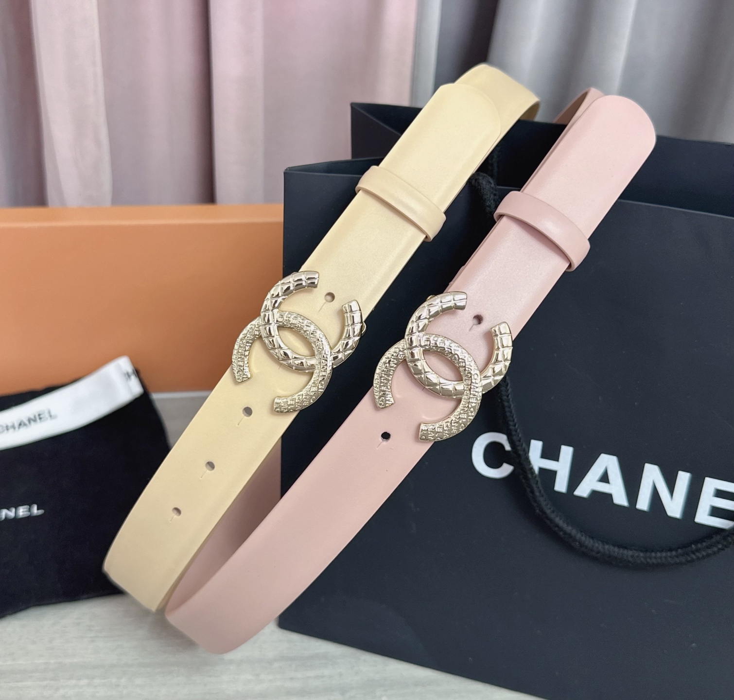 💥💥💥3.0cm香奈儿腰带，头层进口牛皮，长度：75.80.85.90.95.100.105欧，浅金铜五