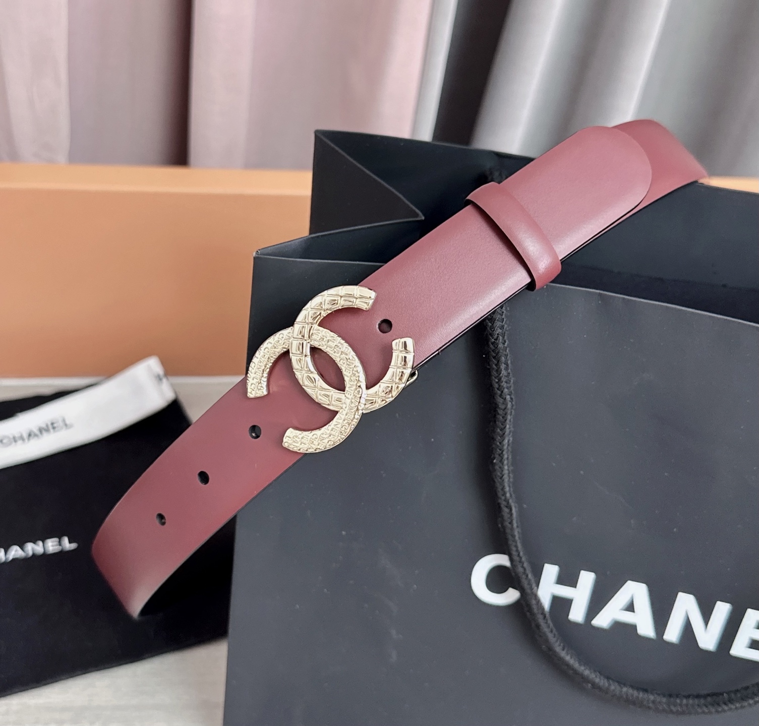 💥💥💥3.0cm香奈儿腰带，头层进口牛皮，长度：75.80.85.90.95.100.105欧，浅金铜五