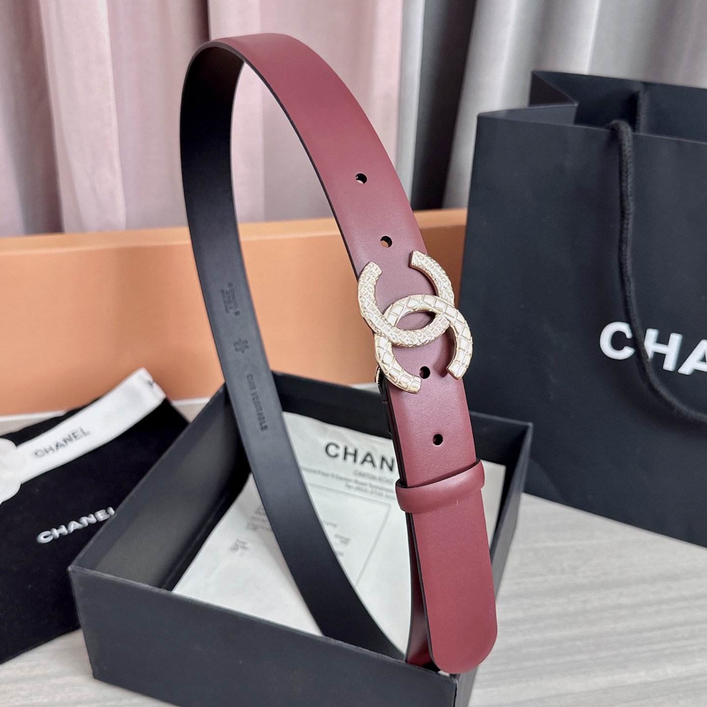 💥💥💥3.0cm香奈儿腰带，头层进口牛皮，长度：75.80.85.90.95.100.105欧，浅金铜五