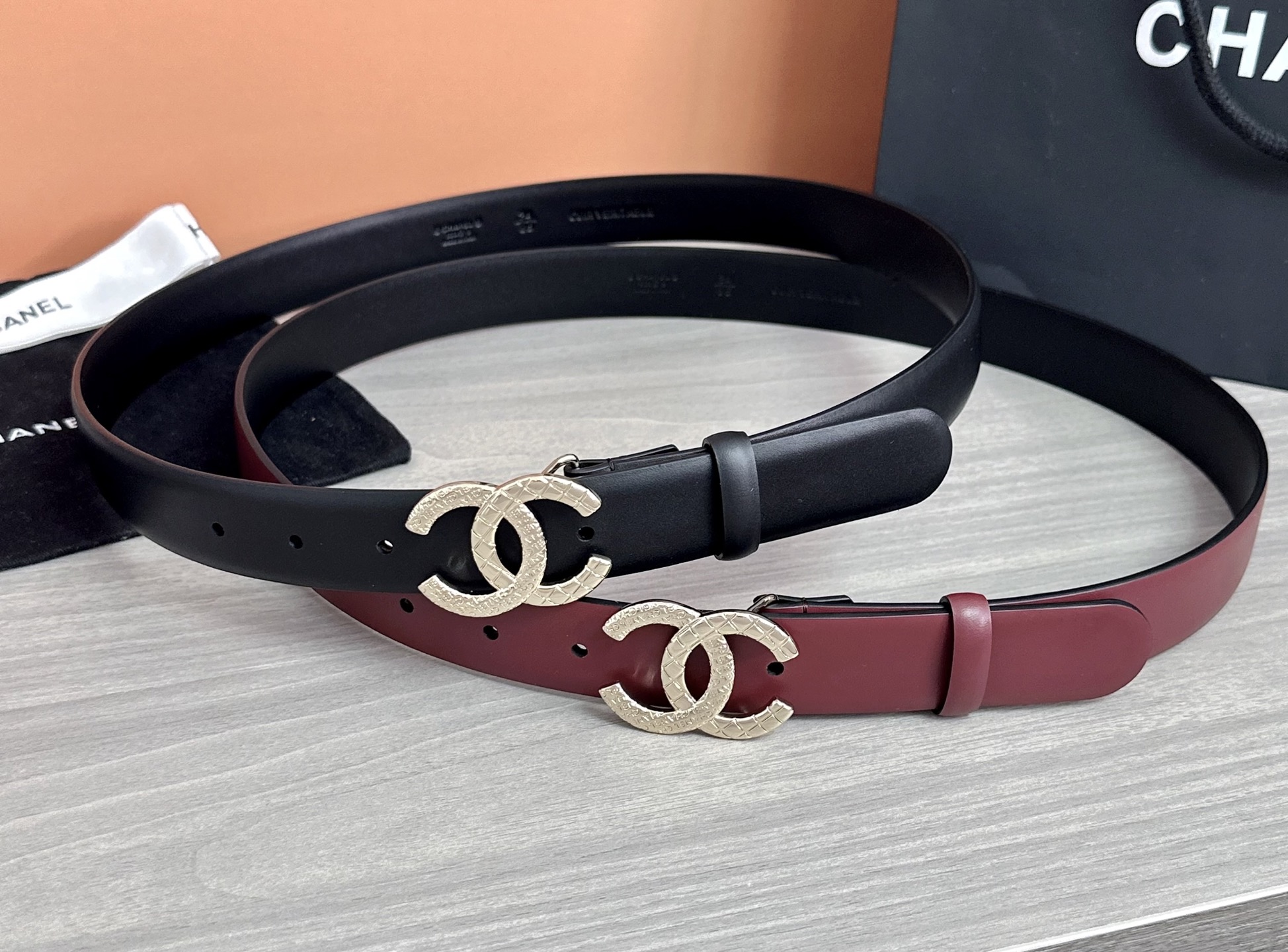 💥💥💥3.0cm香奈儿腰带，头层进口牛皮，长度：75.80.85.90.95.100.105欧，浅金铜五