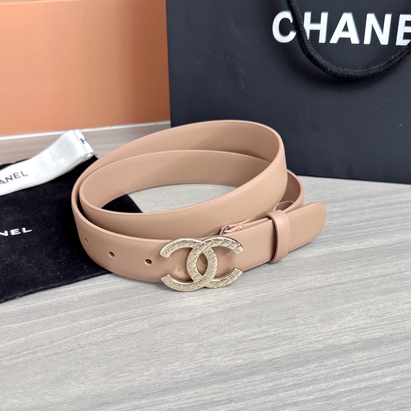 💥💥💥3.0cm香奈儿腰带，头层进口牛皮，长度：75.80.85.90.95.100.105欧，浅金铜五