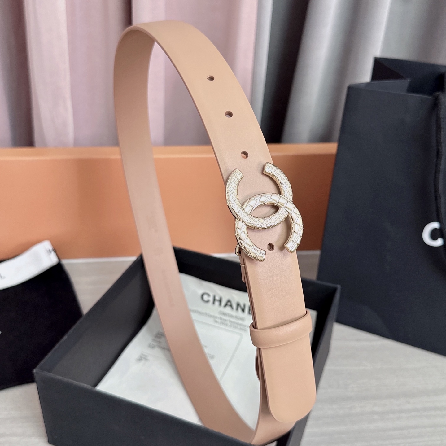 💥💥💥3.0cm香奈儿腰带，头层进口牛皮，长度：75.80.85.90.95.100.105欧，浅金铜五