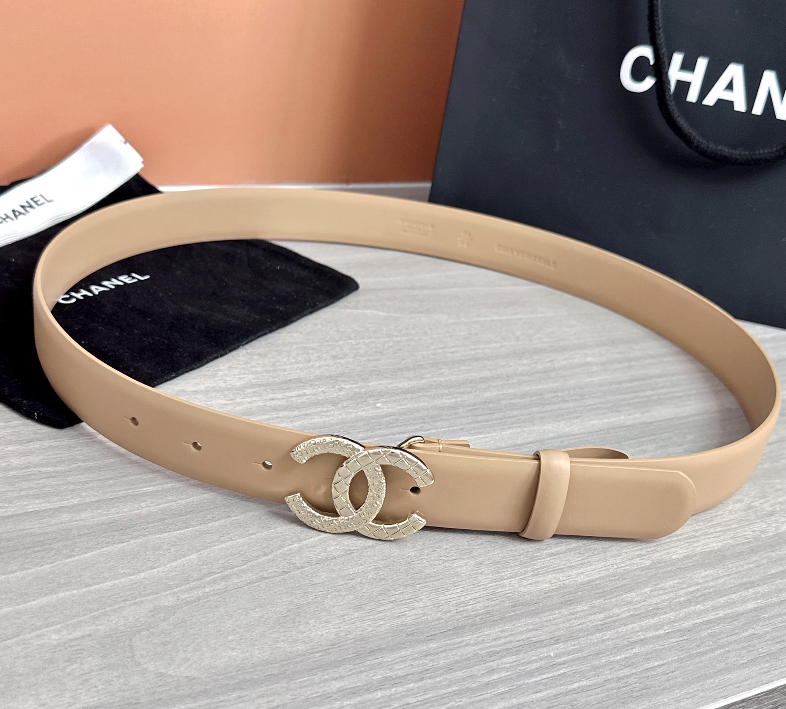 💥💥💥3.0cm香奈儿腰带，头层进口牛皮，长度：75.80.85.90.95.100.105欧，浅金铜五