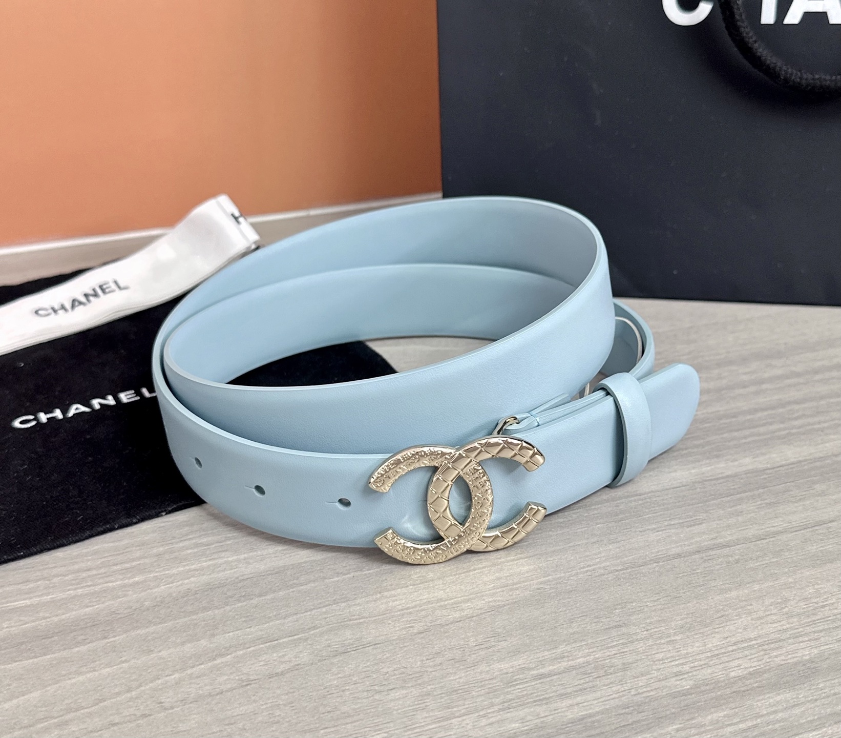 💥💥💥3.0cm香奈儿腰带，头层进口牛皮，长度：75.80.85.90.95.100.105欧，浅金铜五