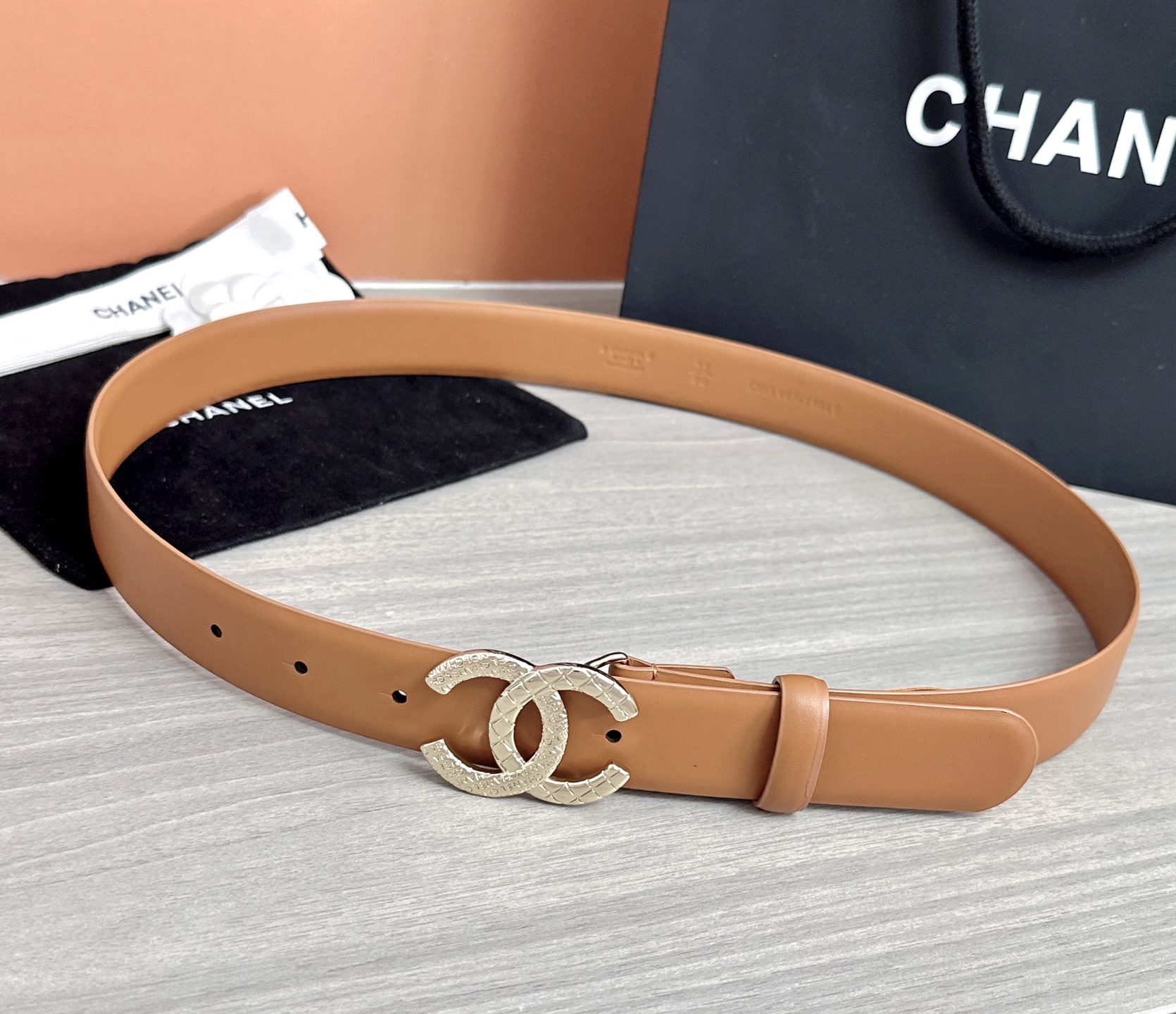 💥💥💥3.0cm香奈儿腰带，头层进口牛皮，长度：75.80.85.90.95.100.105欧，浅金铜五