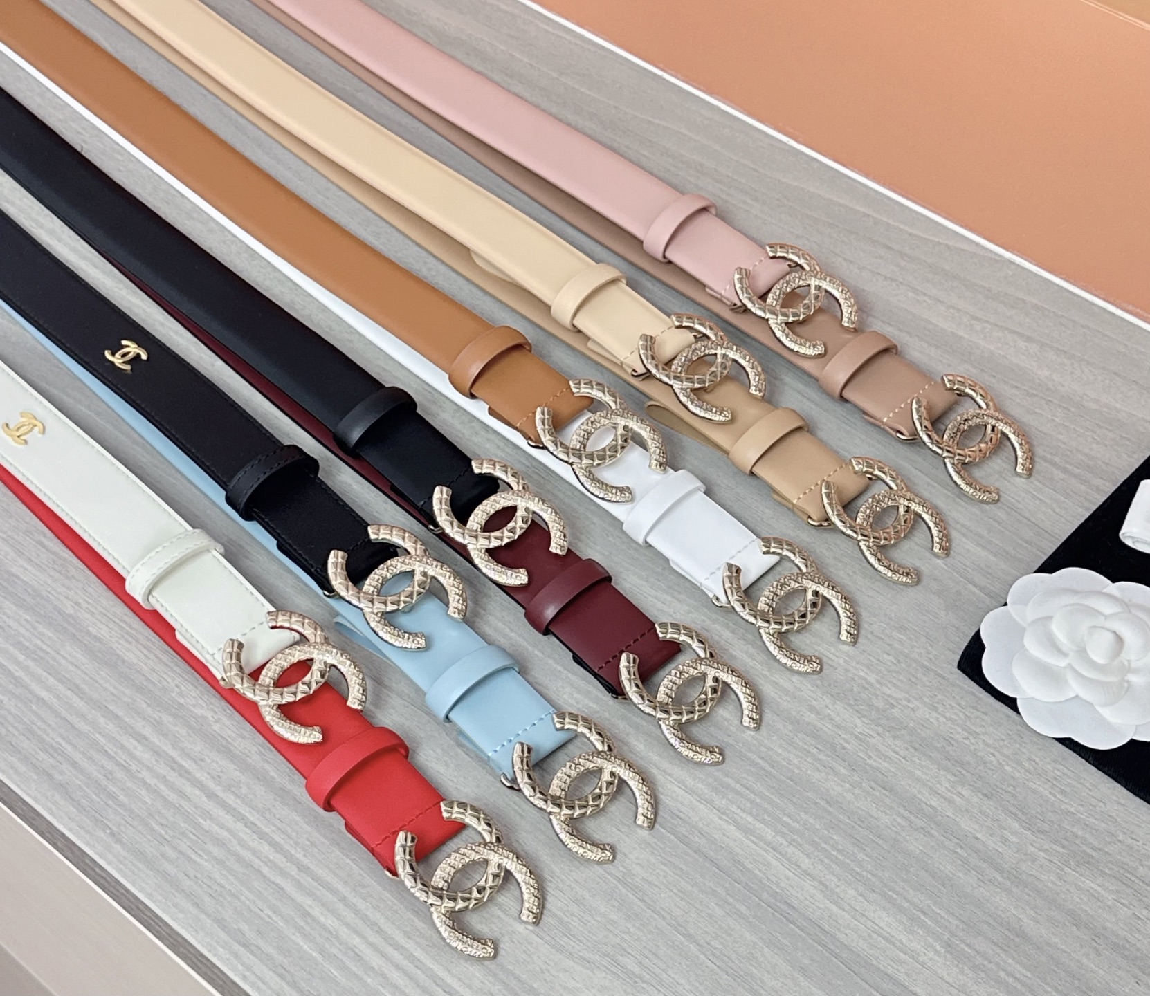 💥💥💥3.0cm香奈儿腰带，头层进口牛皮，长度：75.80.85.90.95.100.105欧，浅金铜五