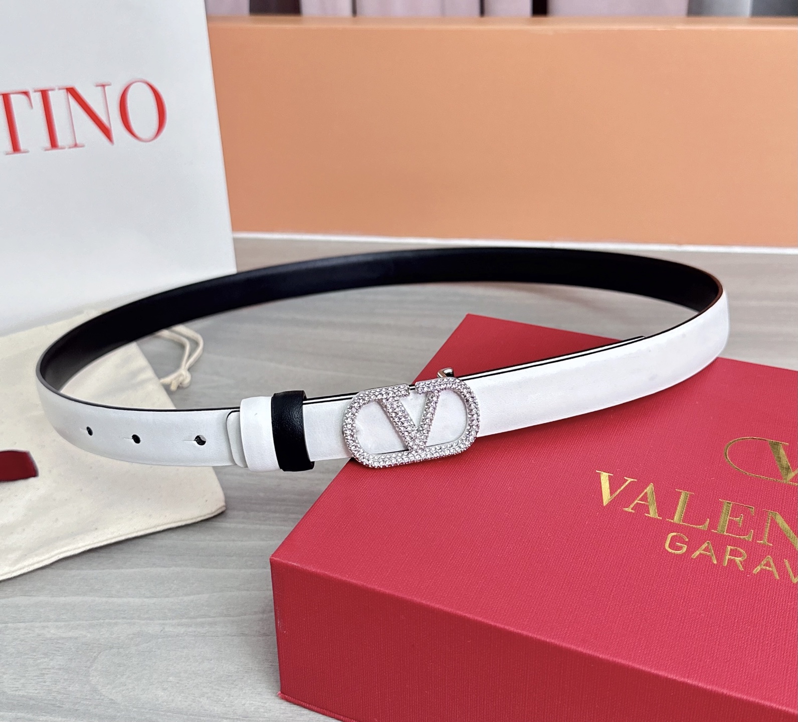 💥💥💥2.0cm华伦天奴腰带，双面头层牛皮，长度：75.80.85.90.95.100欧，铜五金扣原版开