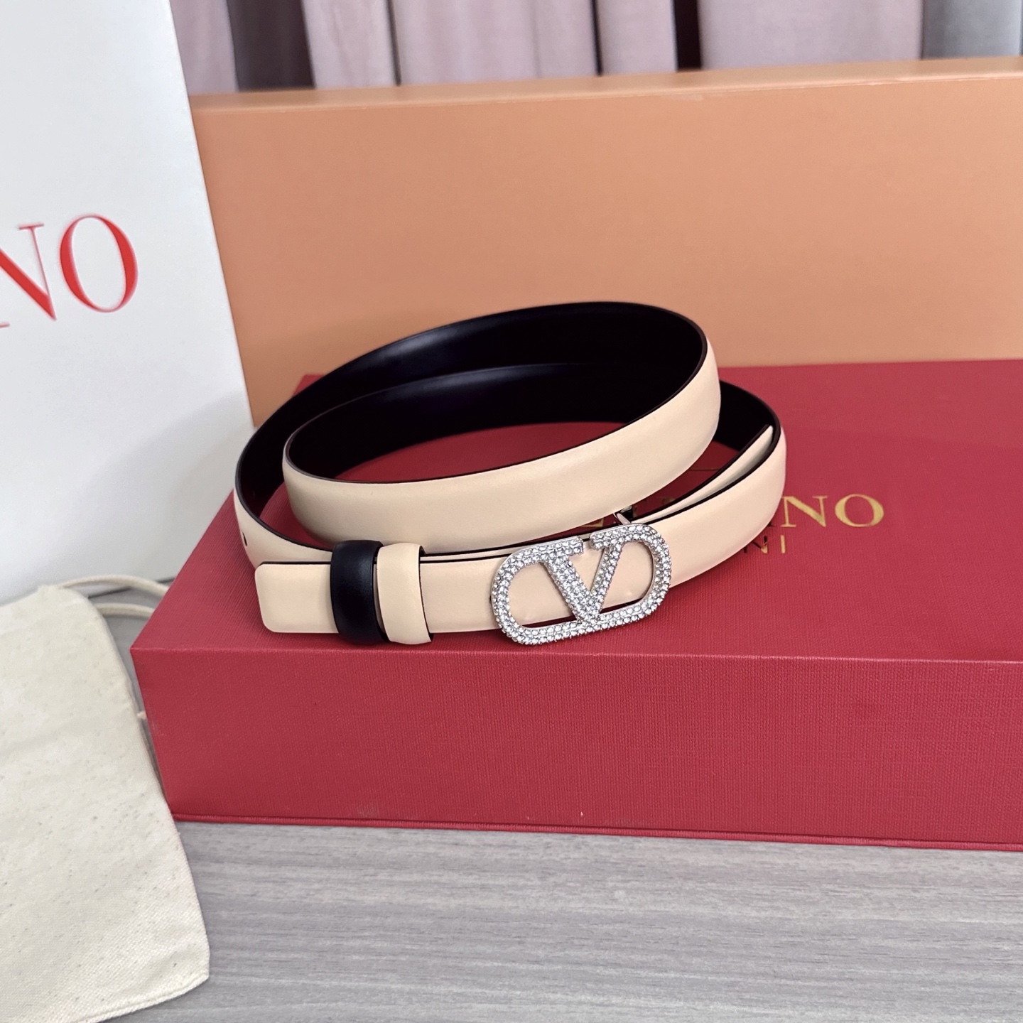 💥💥💥2.0cm华伦天奴腰带，双面头层牛皮，长度：75.80.85.90.95.100欧，铜五金扣原版开