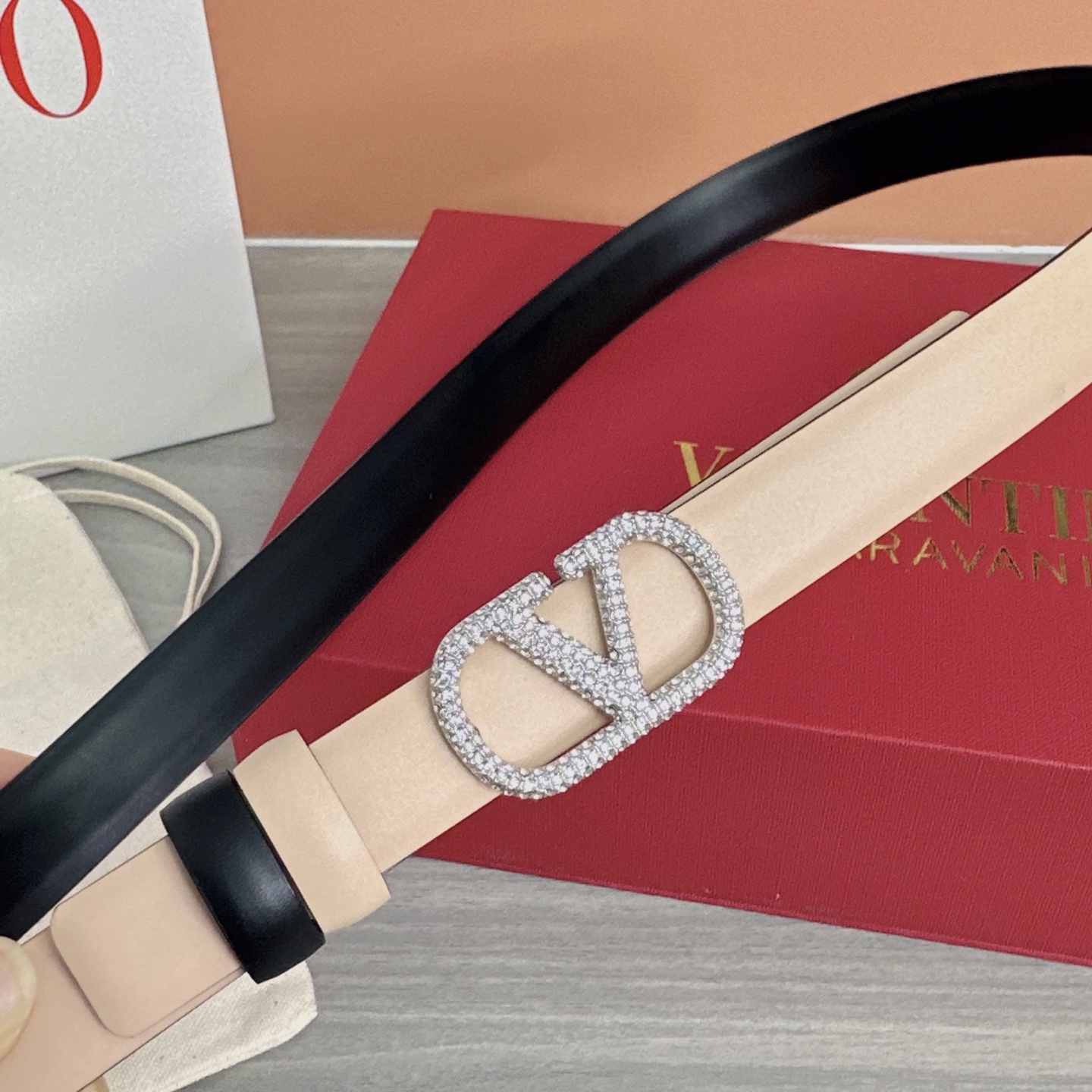 💥💥💥2.0cm华伦天奴腰带，双面头层牛皮，长度：75.80.85.90.95.100欧，铜五金扣原版开