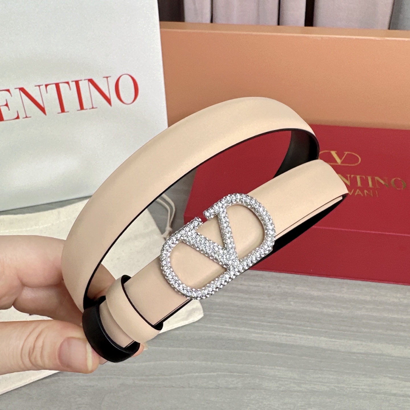 💥💥💥2.0cm华伦天奴腰带，双面头层牛皮，长度：75.80.85.90.95.100欧，铜五金扣原版开