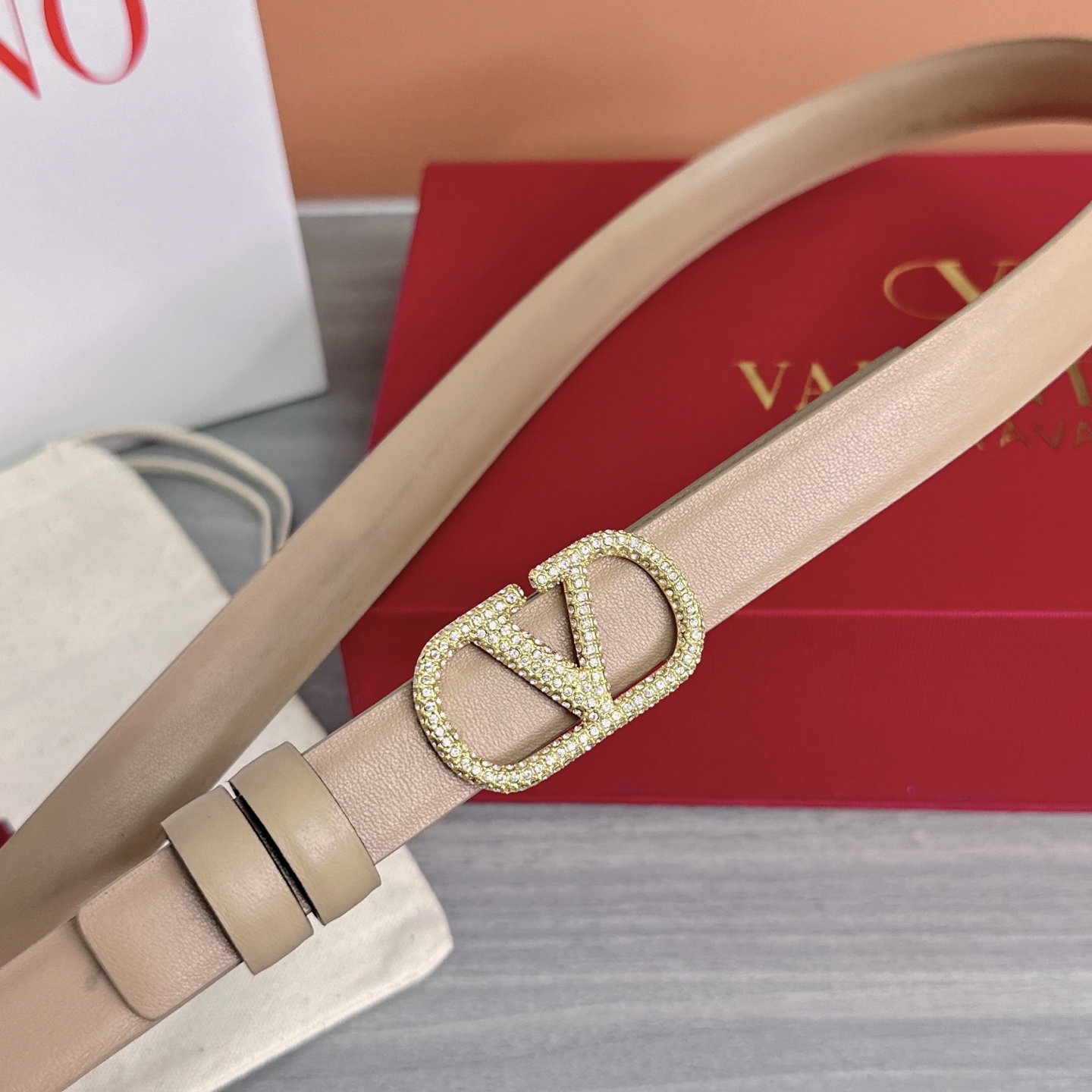 💥💥💥2.0cm华伦天奴腰带，双面头层牛皮，长度：75.80.85.90.95.100欧，铜五金扣原版开