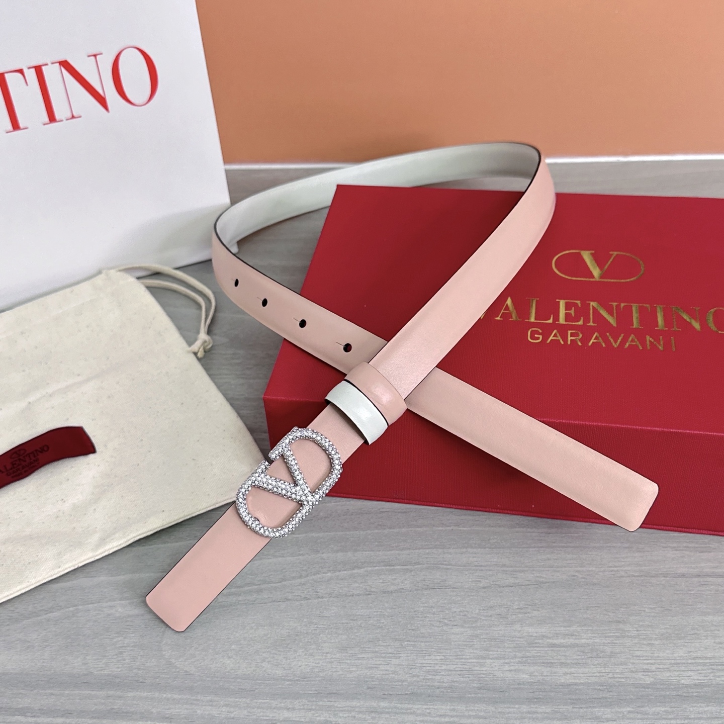 💥💥💥2.0cm华伦天奴腰带，双面头层牛皮，长度：75.80.85.90.95.100欧，铜五金扣原版开