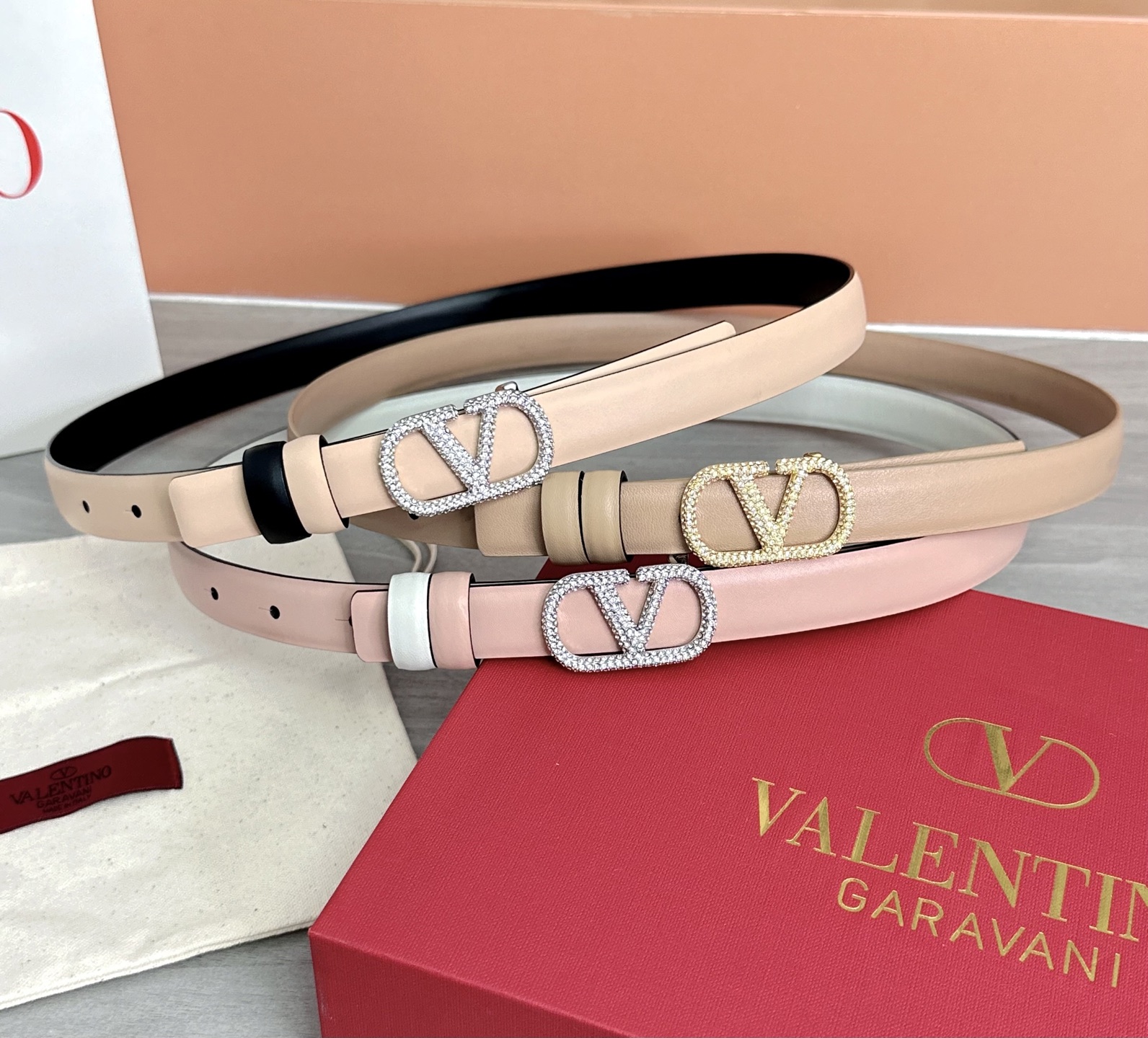 💥💥💥2.0cm华伦天奴腰带，双面头层牛皮，长度：75.80.85.90.95.100欧，铜五金扣原版开