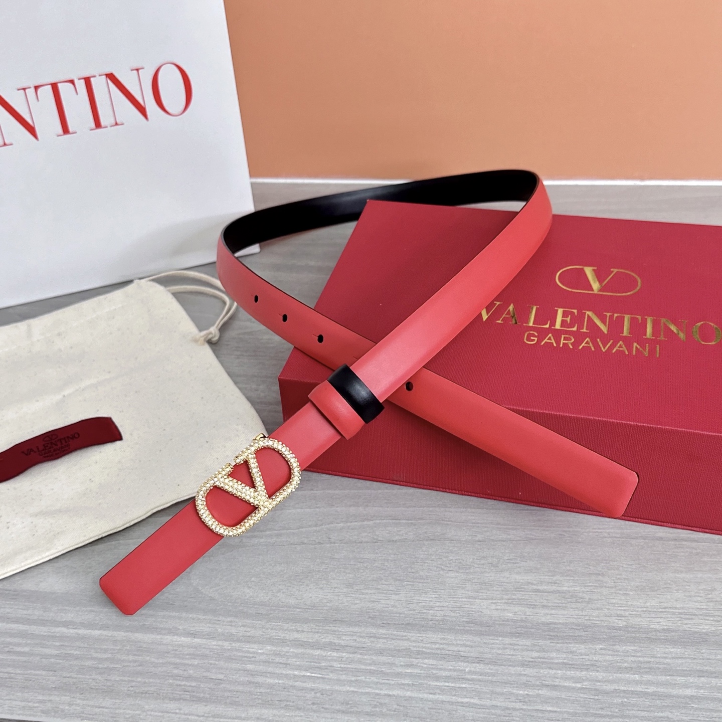 💥💥💥2.0cm华伦天奴腰带，双面头层牛皮，长度：75.80.85.90.95.100欧，铜五金扣原版开