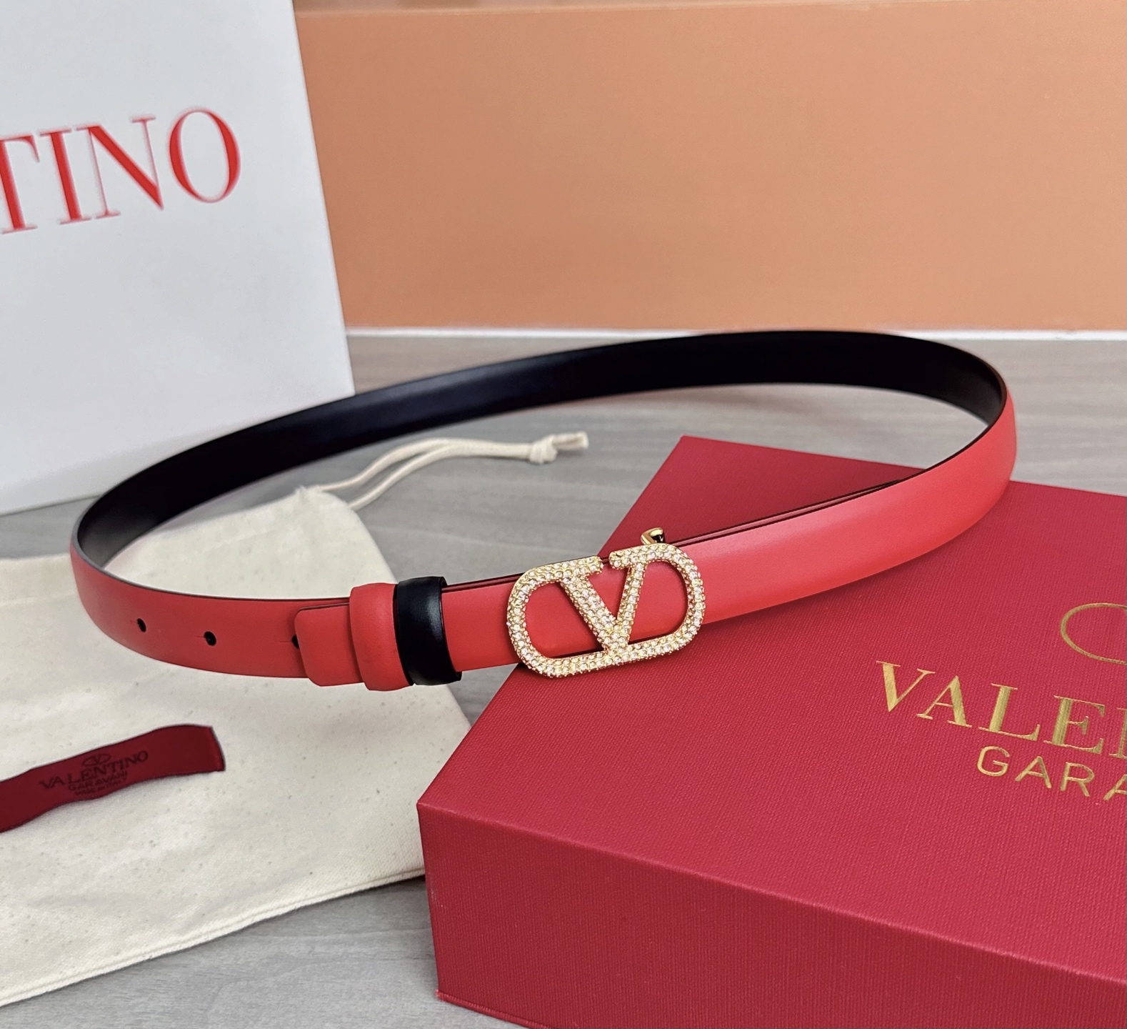 💥💥💥2.0cm华伦天奴腰带，双面头层牛皮，长度：75.80.85.90.95.100欧，铜五金扣原版开