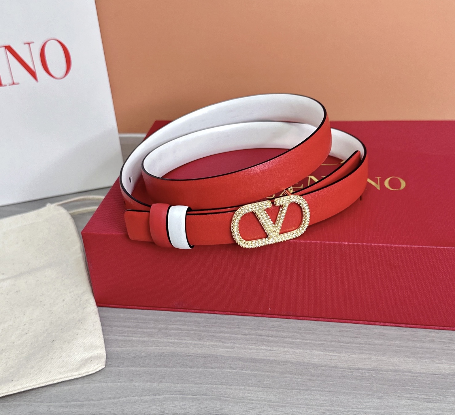 💥💥💥2.0cm华伦天奴腰带，双面头层牛皮，长度：75.80.85.90.95.100欧，铜五金扣原版开