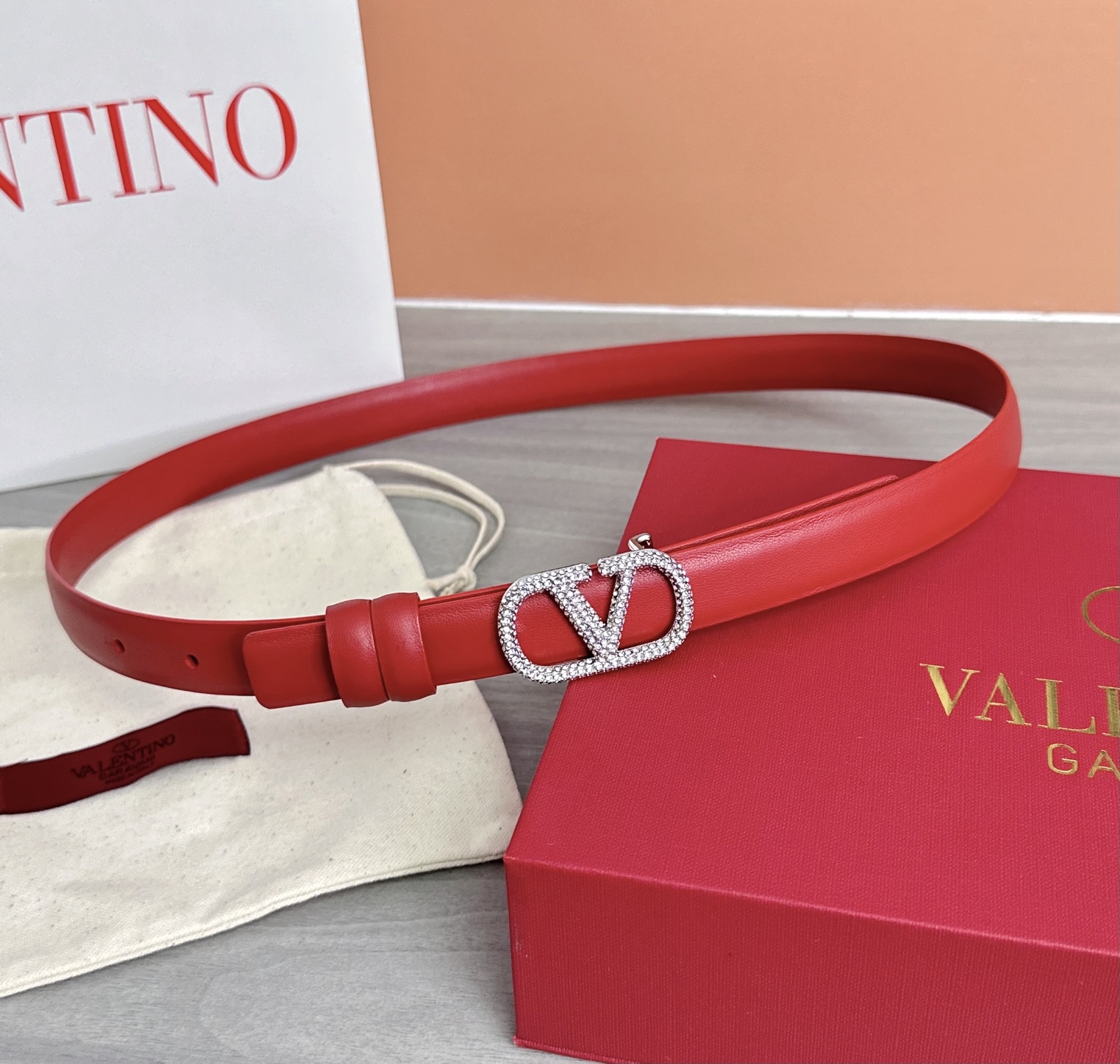 💥💥💥2.0cm华伦天奴腰带，双面头层牛皮，长度：75.80.85.90.95.100欧，铜五金扣原版开