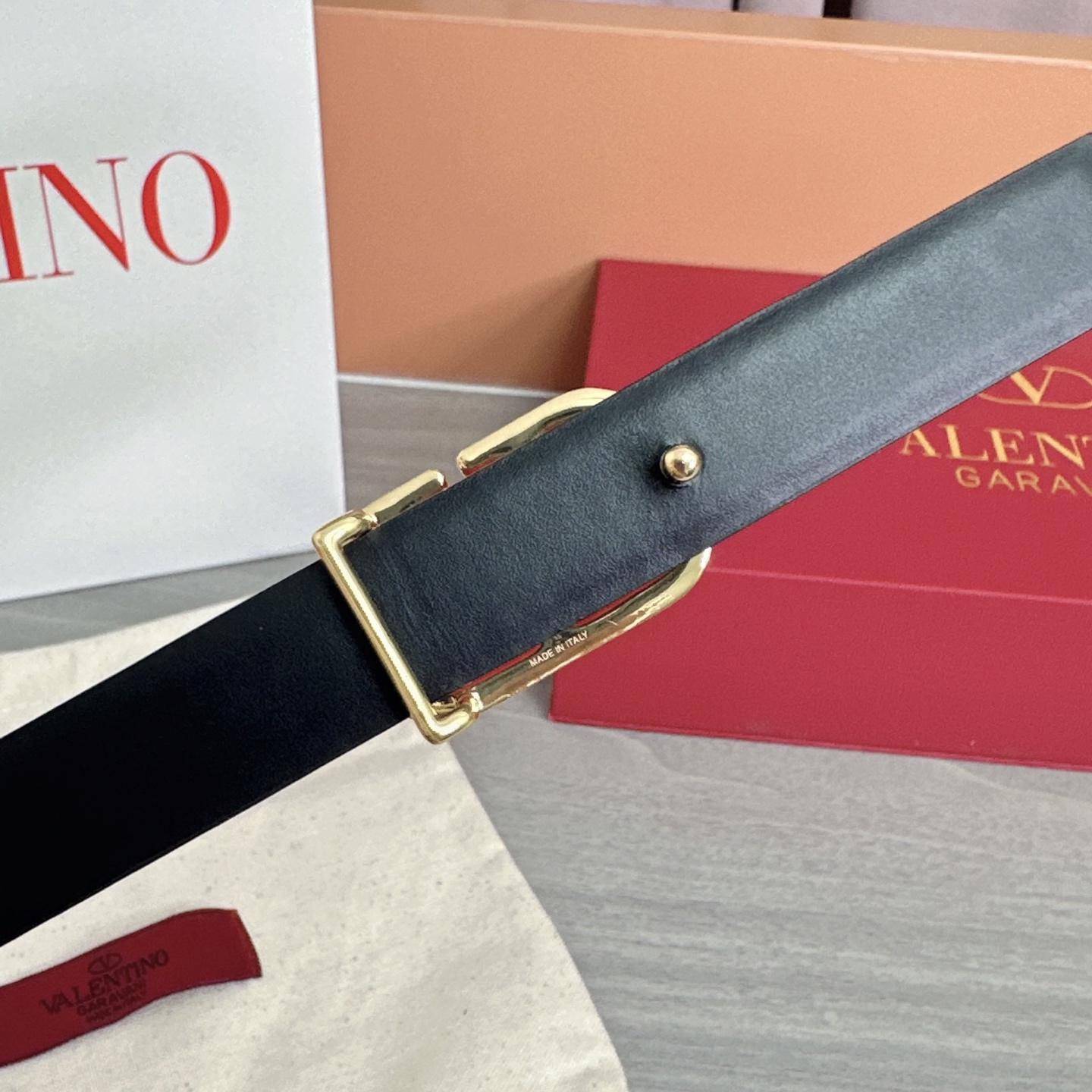 💥💥💥2.0cm华伦天奴腰带，双面头层牛皮，长度：75.80.85.90.95.100欧，铜五金扣原版开