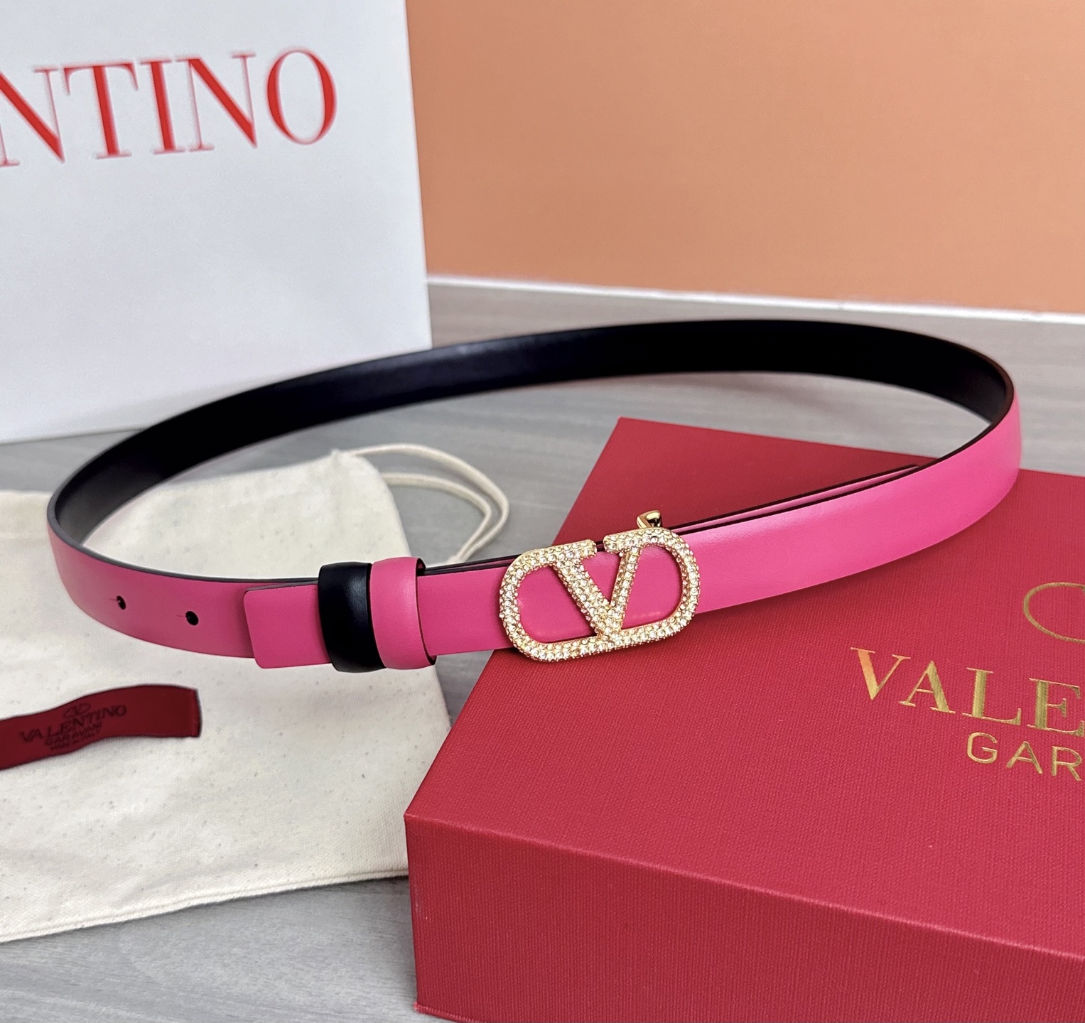 💥💥💥2.0cm华伦天奴腰带，双面头层牛皮，长度：75.80.85.90.95.100欧，铜五金扣原版开