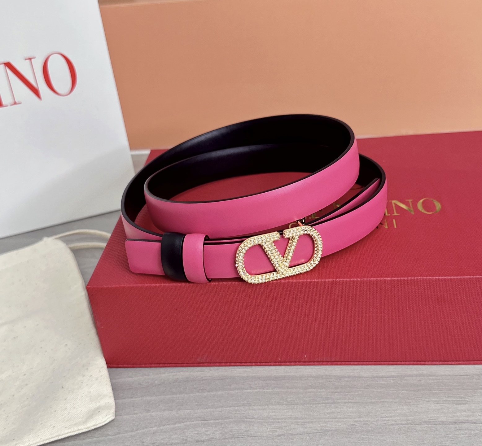 💥💥💥2.0cm华伦天奴腰带，双面头层牛皮，长度：75.80.85.90.95.100欧，铜五金扣原版开