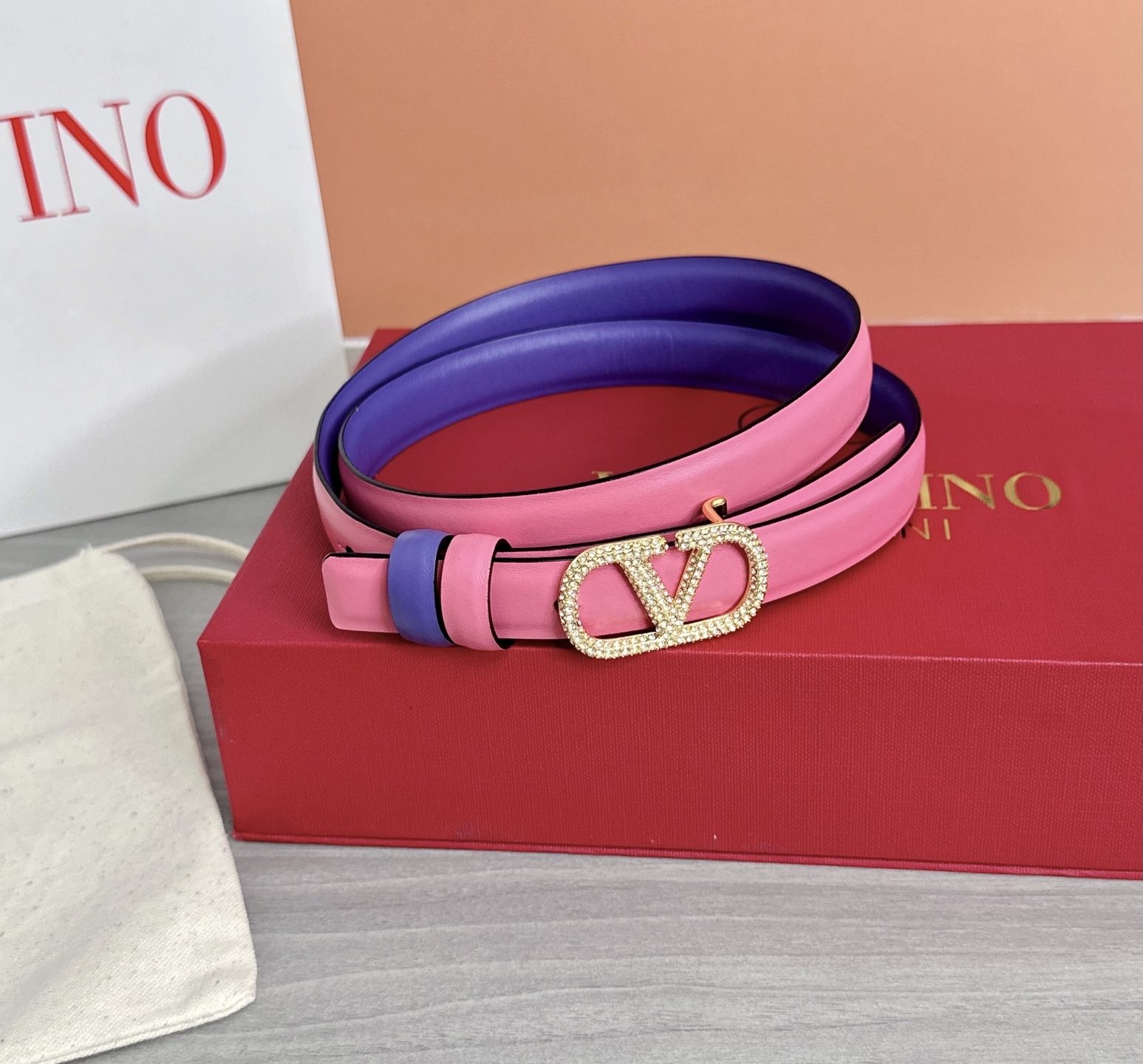 💥💥💥2.0cm华伦天奴腰带，双面头层牛皮，长度：75.80.85.90.95.100欧，铜五金扣原版开