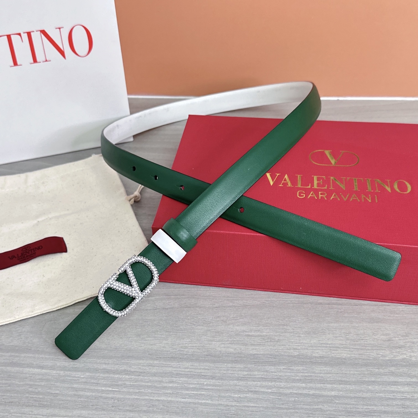 💥💥💥2.0cm华伦天奴腰带，双面头层牛皮，长度：75.80.85.90.95.100欧，铜五金扣原版开