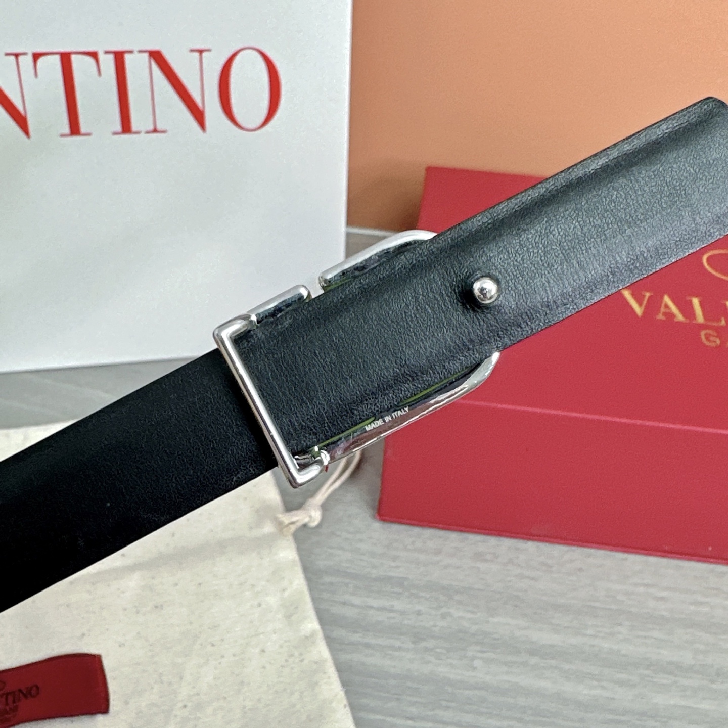 💥💥💥2.0cm华伦天奴腰带，双面头层牛皮，长度：75.80.85.90.95.100欧，铜五金扣原版开