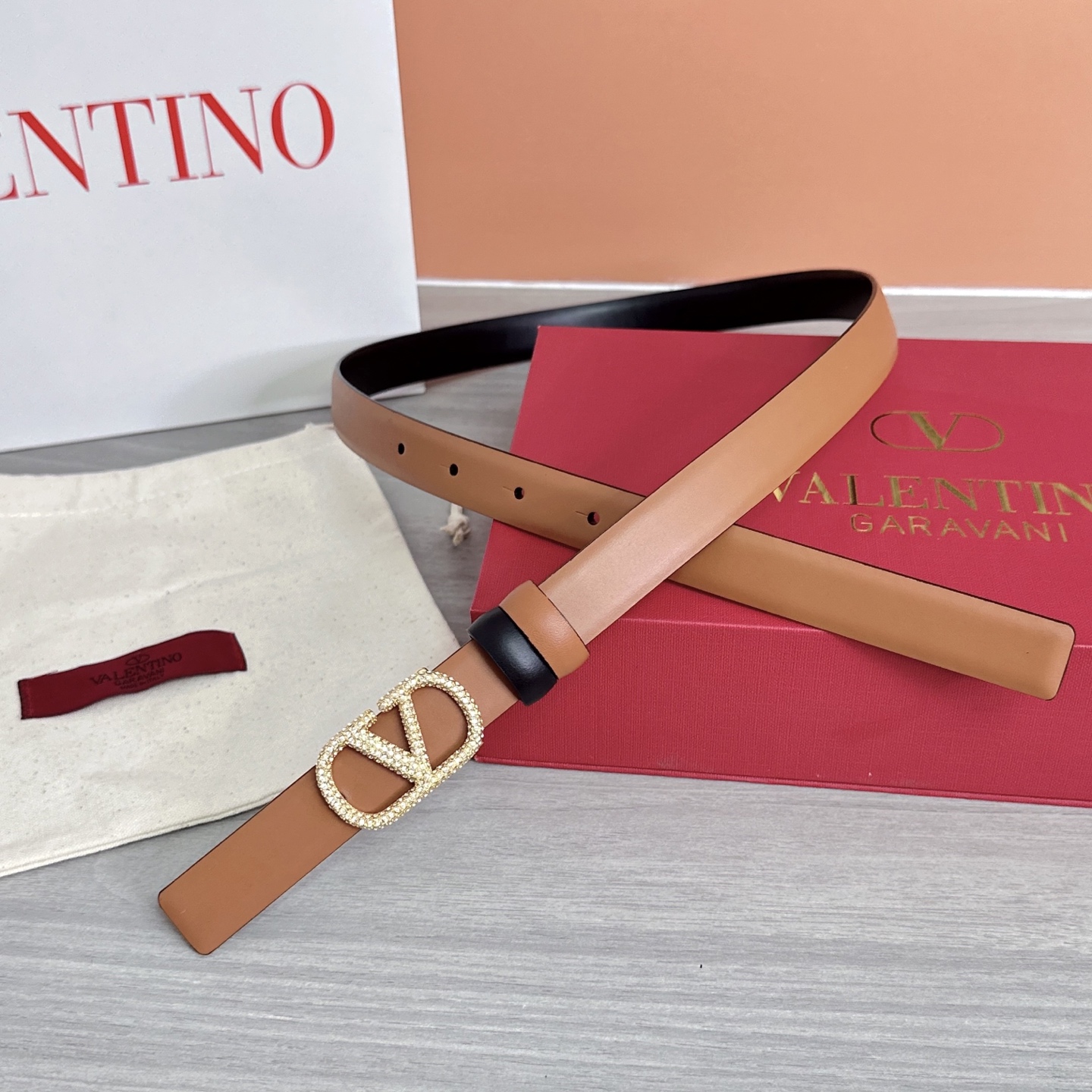 💥💥💥2.0cm华伦天奴腰带，双面头层牛皮，长度：75.80.85.90.95.100欧，铜五金扣原版开