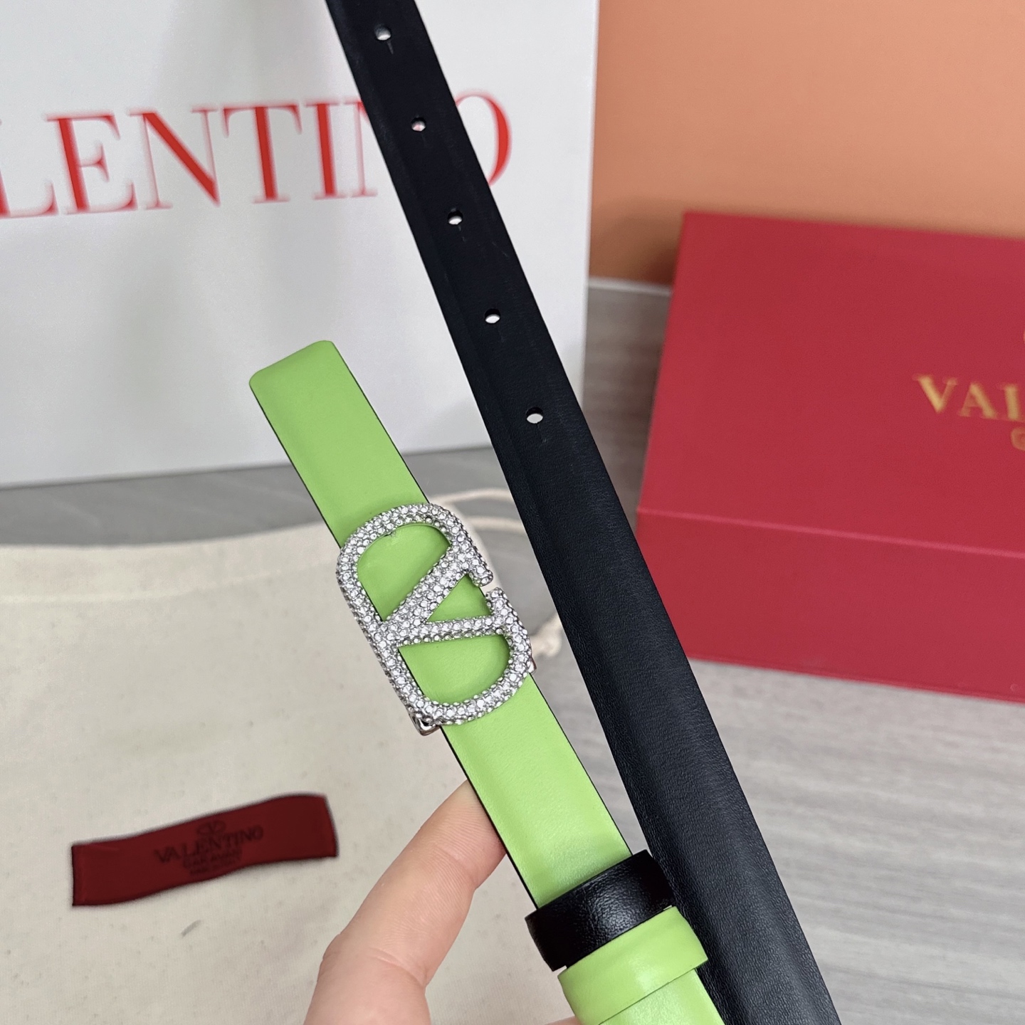 💥💥💥2.0cm华伦天奴腰带，双面头层牛皮，长度：75.80.85.90.95.100欧，铜五金扣原版开