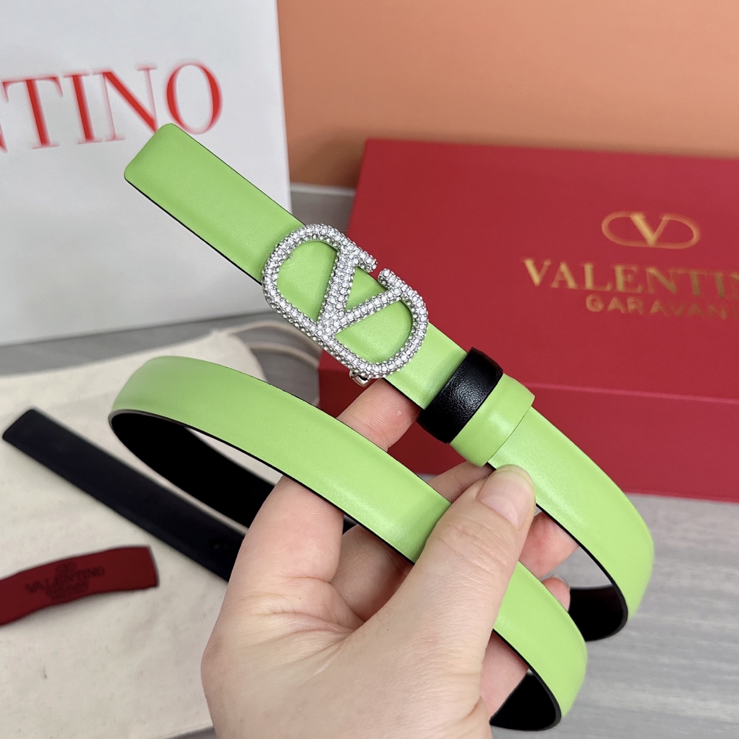 💥💥💥2.0cm华伦天奴腰带，双面头层牛皮，长度：75.80.85.90.95.100欧，铜五金扣原版开