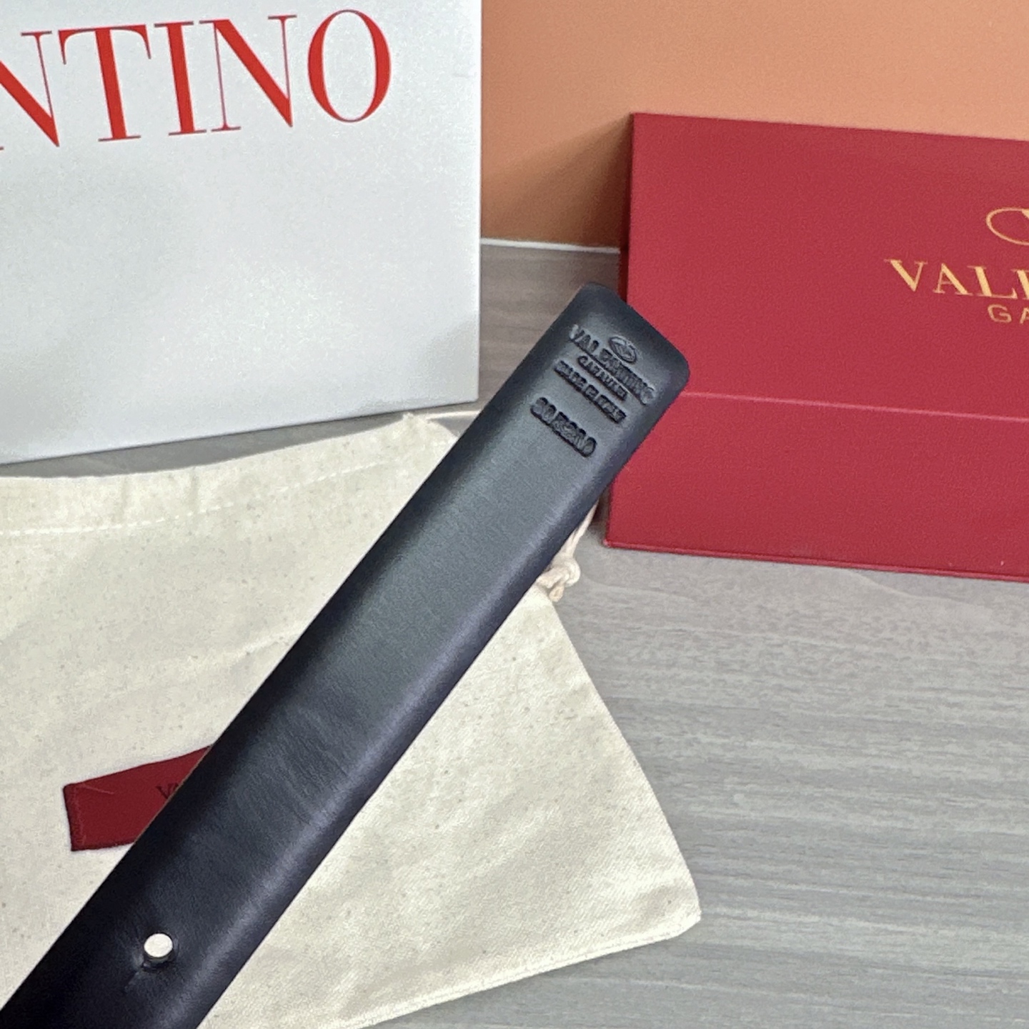 💥💥💥2.0cm华伦天奴腰带，双面头层牛皮，长度：75.80.85.90.95.100欧，铜五金扣原版开