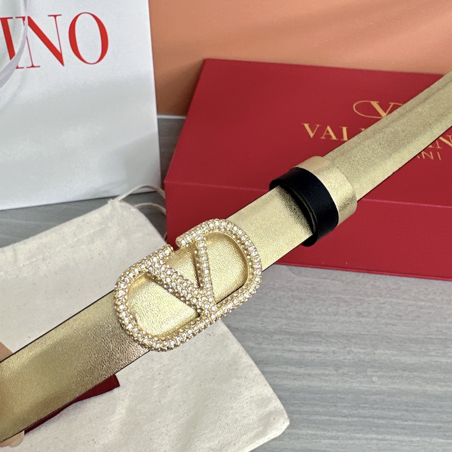 💥💥💥2.0cm华伦天奴腰带，双面头层牛皮，长度：75.80.85.90.95.100欧，铜五金扣原版开