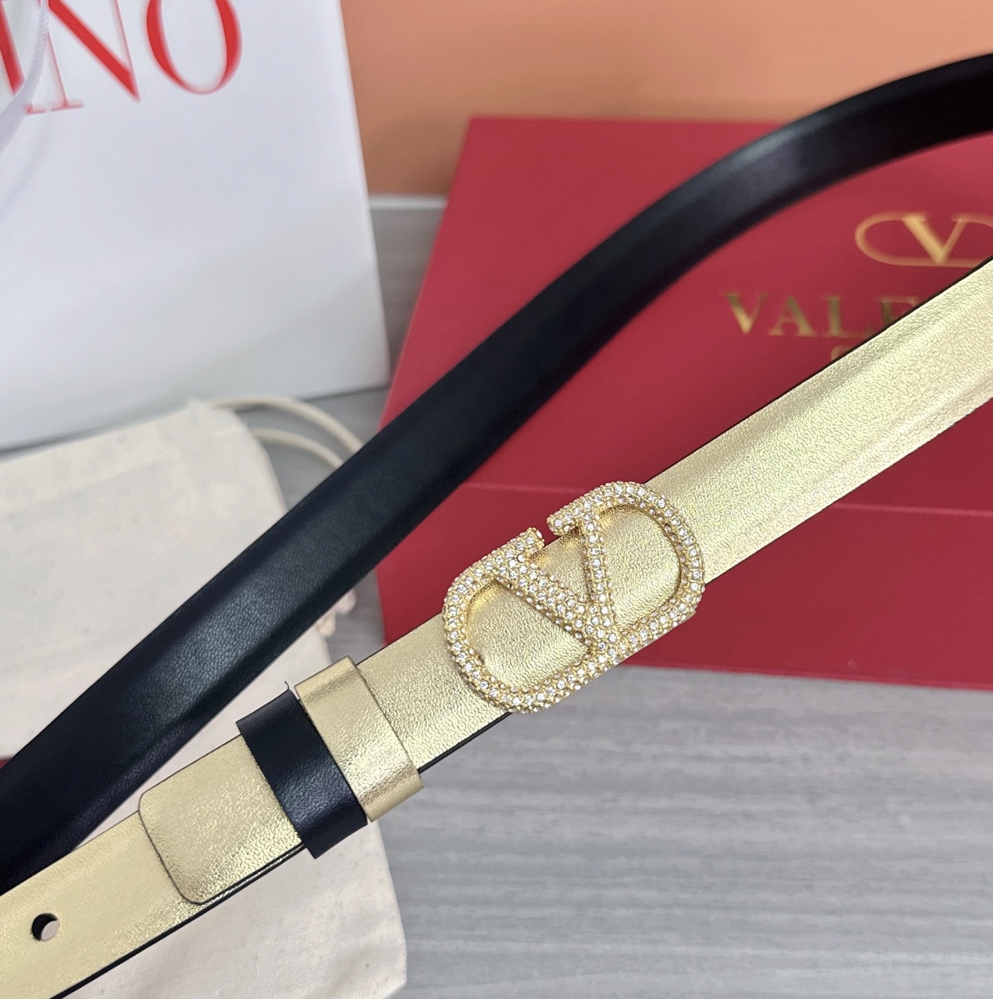 💥💥💥2.0cm华伦天奴腰带，双面头层牛皮，长度：75.80.85.90.95.100欧，铜五金扣原版开