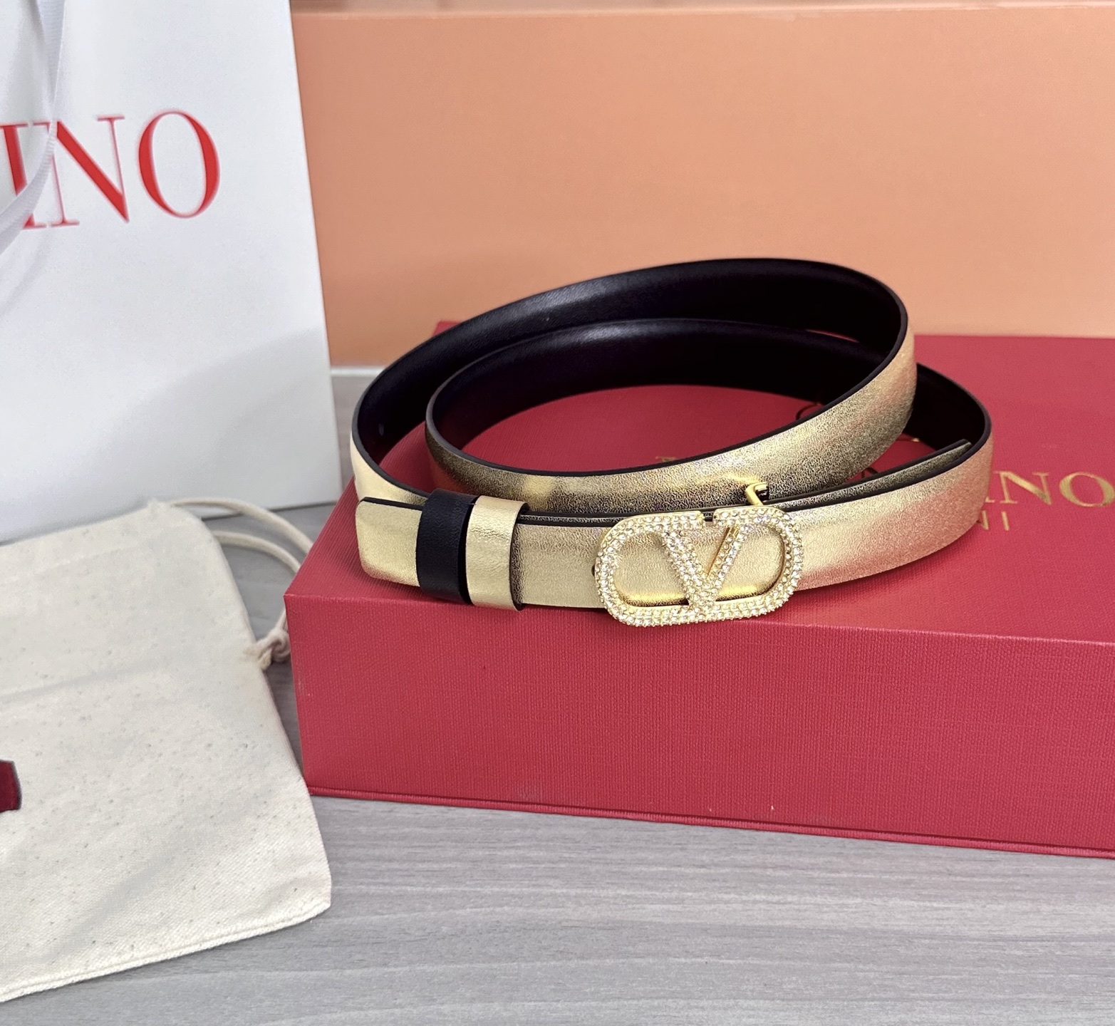 💥💥💥2.0cm华伦天奴腰带，双面头层牛皮，长度：75.80.85.90.95.100欧，铜五金扣原版开