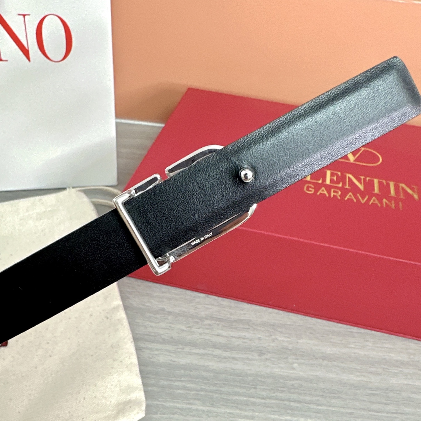 💥💥💥2.0cm华伦天奴腰带，双面头层牛皮，长度：75.80.85.90.95.100欧，铜五金扣原版开