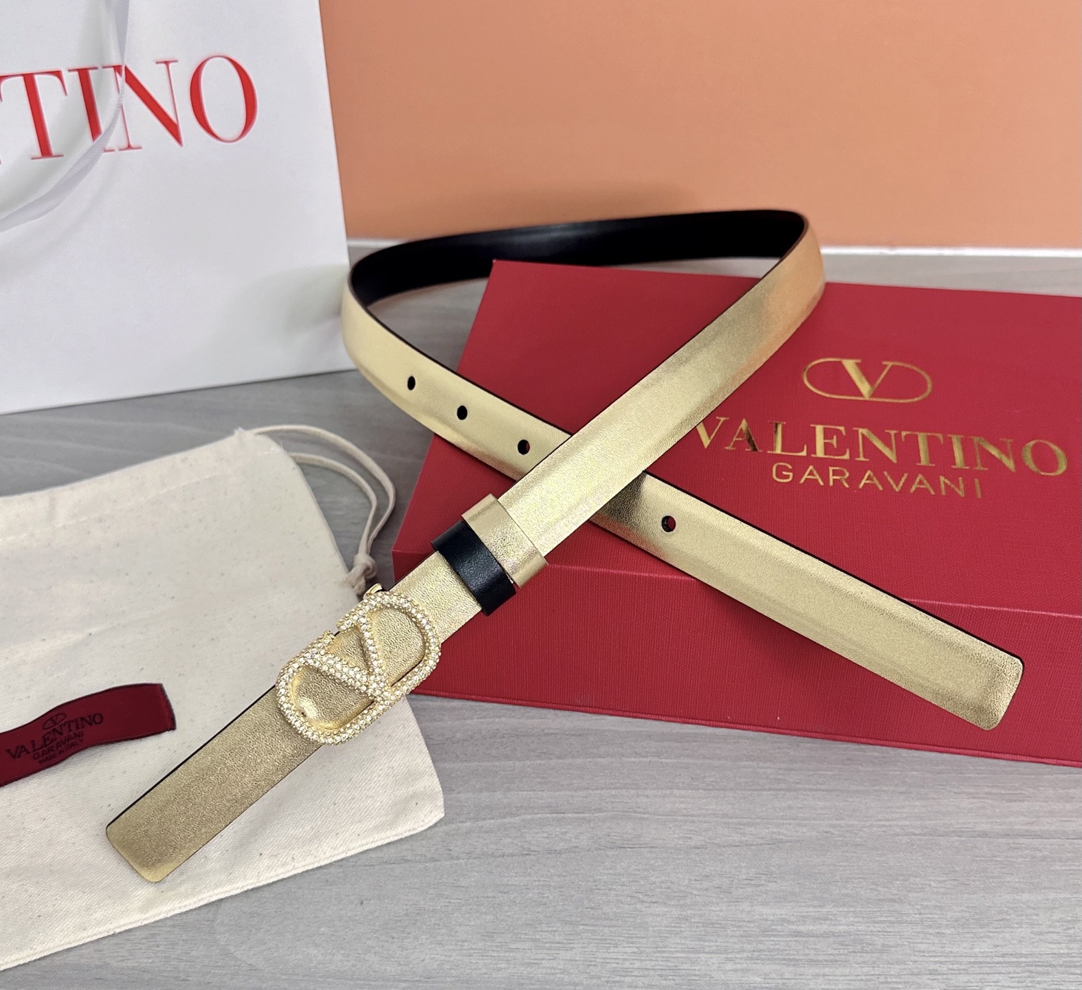 💥💥💥2.0cm华伦天奴腰带，双面头层牛皮，长度：75.80.85.90.95.100欧，铜五金扣原版开