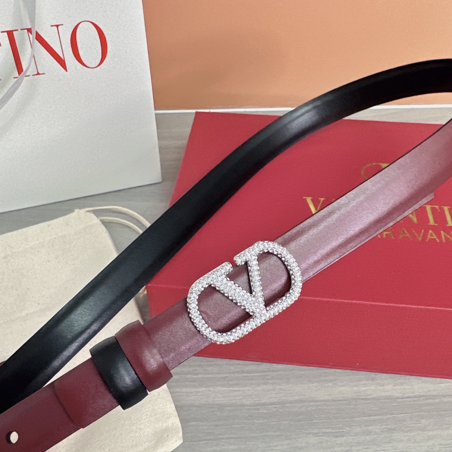 💥💥💥2.0cm华伦天奴腰带，双面头层牛皮，长度：75.80.85.90.95.100欧，铜五金扣原版开