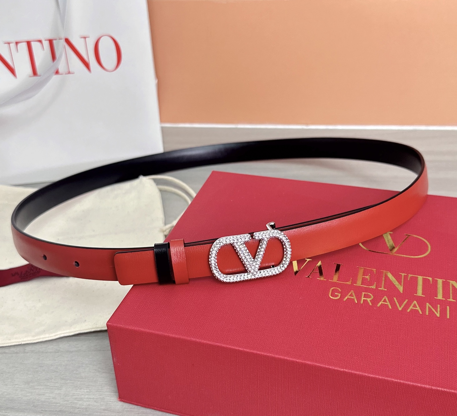 💥💥💥2.0cm华伦天奴腰带，双面头层牛皮，长度：75.80.85.90.95.100欧，铜五金扣原版开