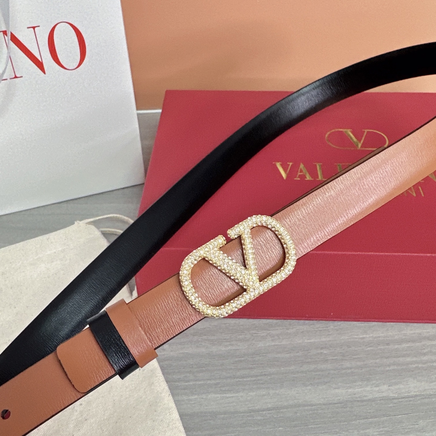 💥💥💥2.0cm华伦天奴腰带，双面头层牛皮，长度：75.80.85.90.95.100欧，铜五金扣原版开