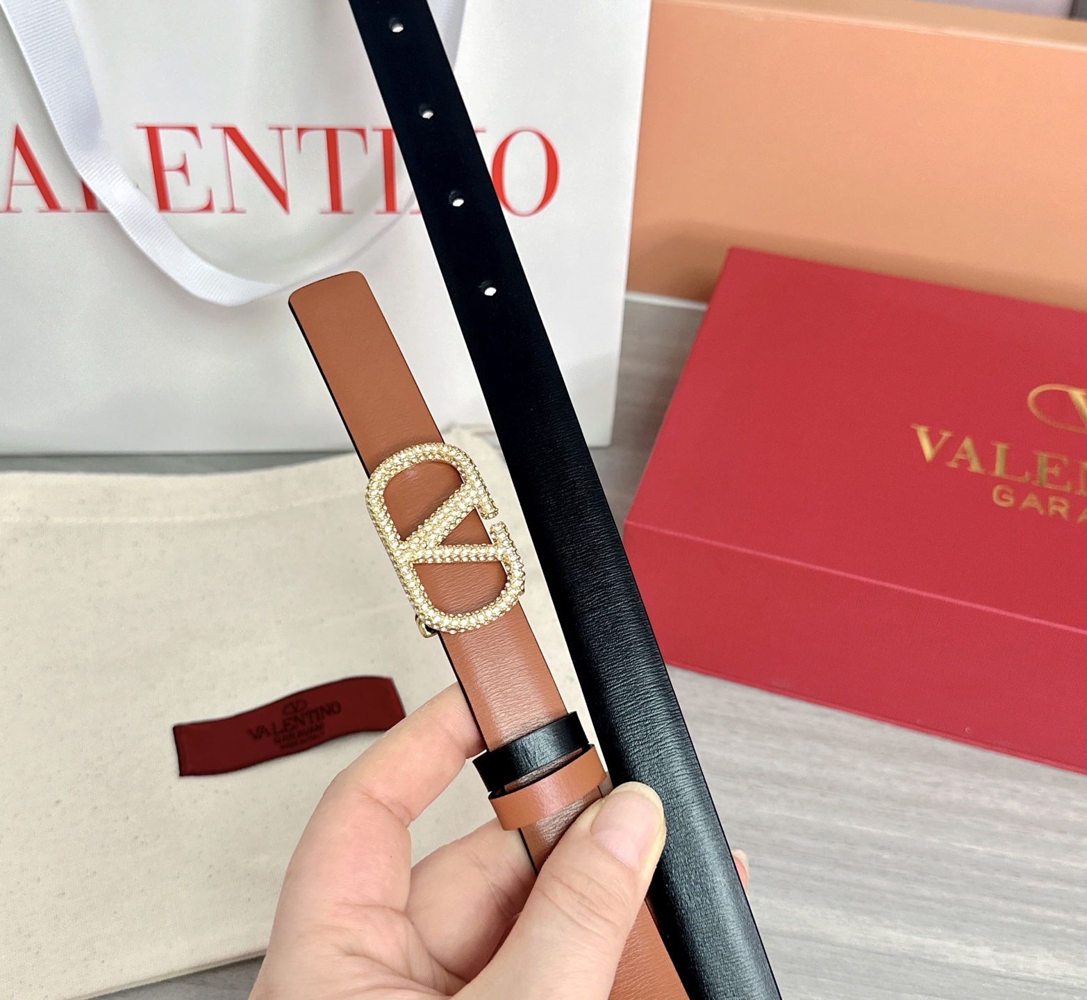 💥💥💥2.0cm华伦天奴腰带，双面头层牛皮，长度：75.80.85.90.95.100欧，铜五金扣原版开