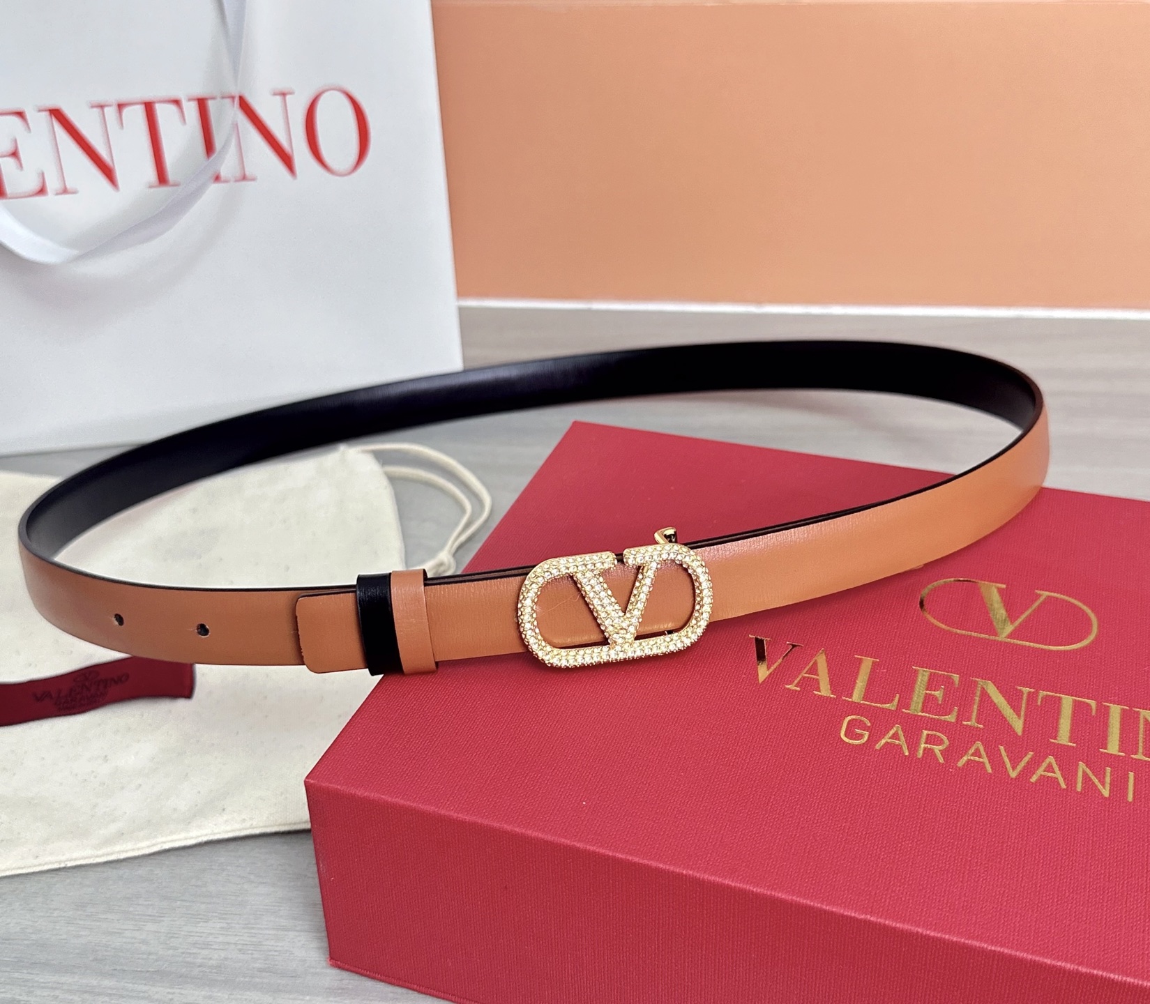 💥💥💥2.0cm华伦天奴腰带，双面头层牛皮，长度：75.80.85.90.95.100欧，铜五金扣原版开